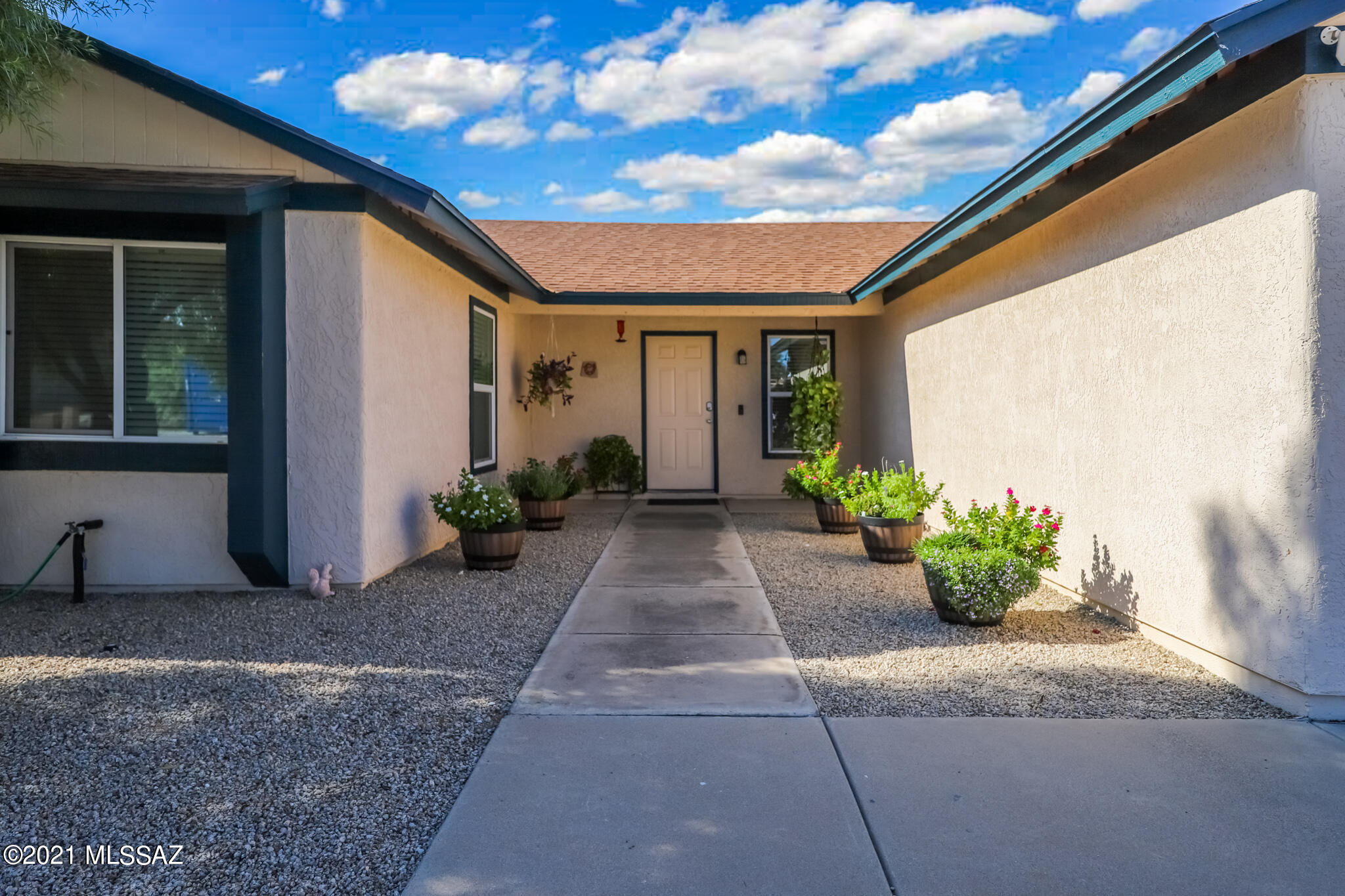 10002 E Stella Road