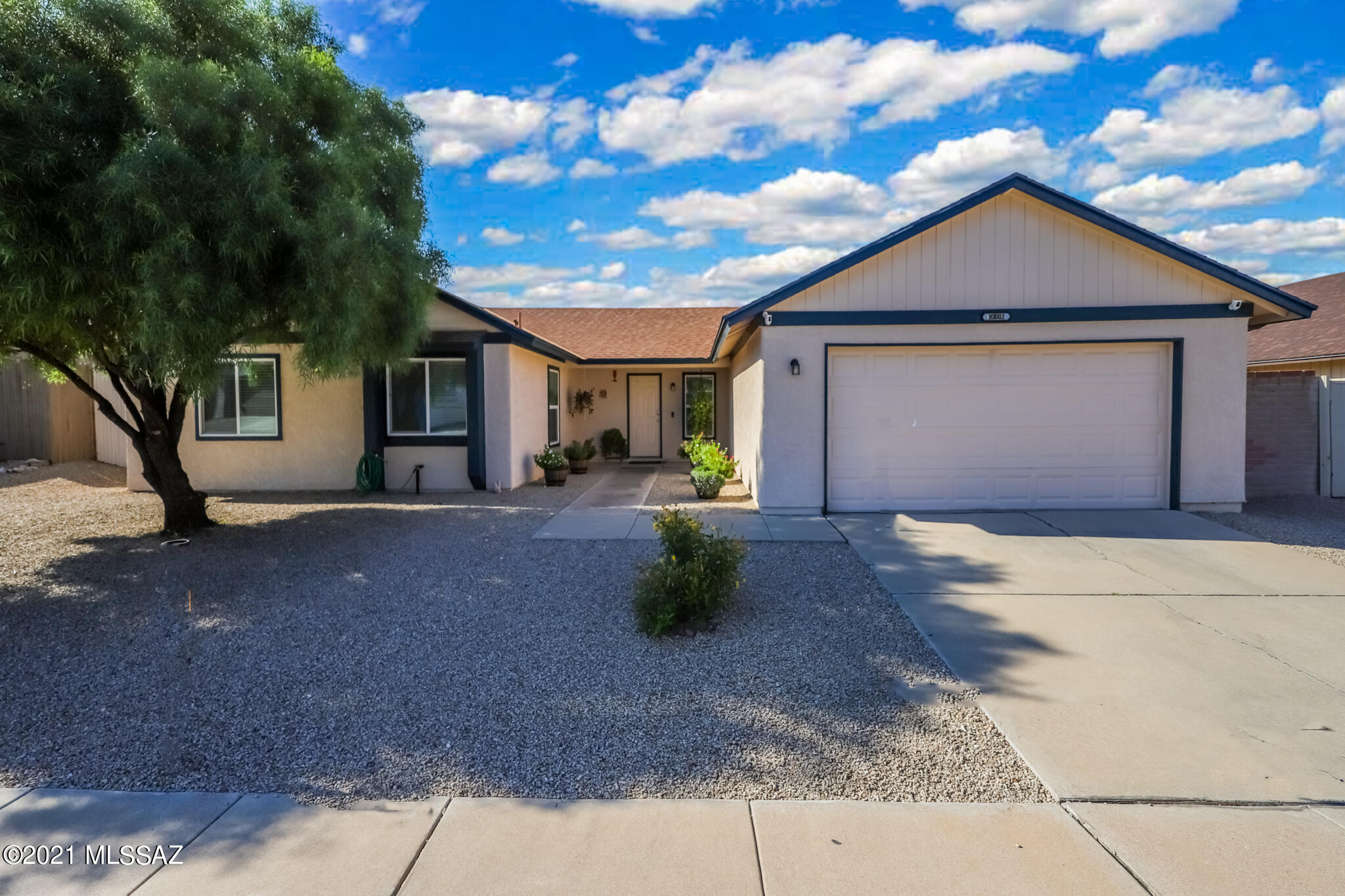 10002 E Stella Road