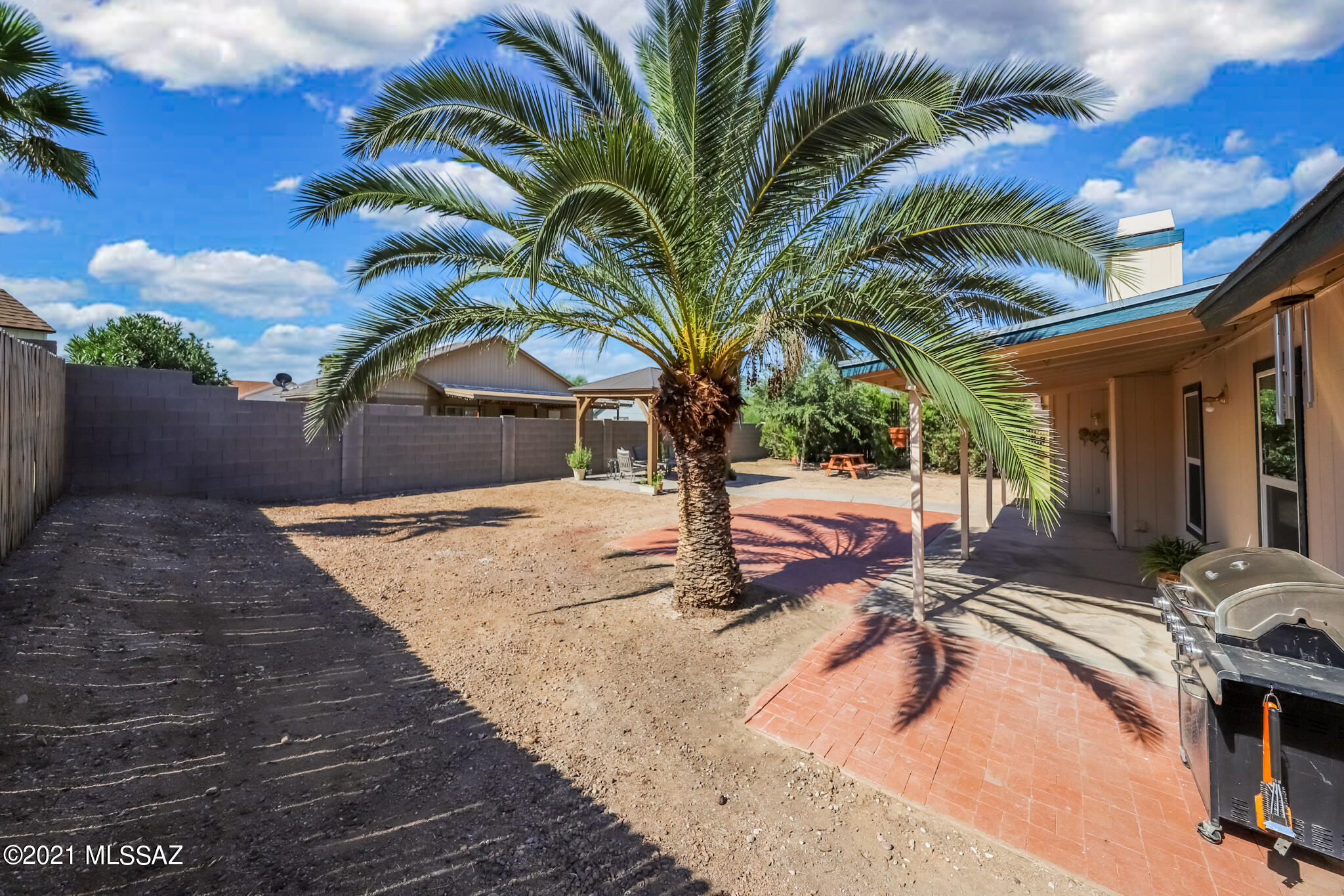 10002 E Stella Road