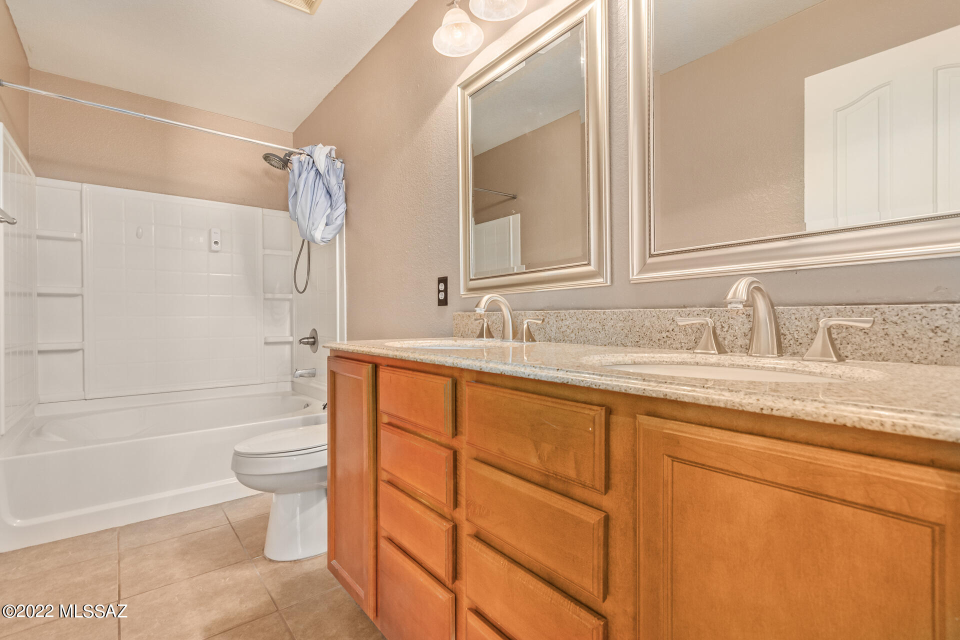 9385 E Grapevine Spring Place