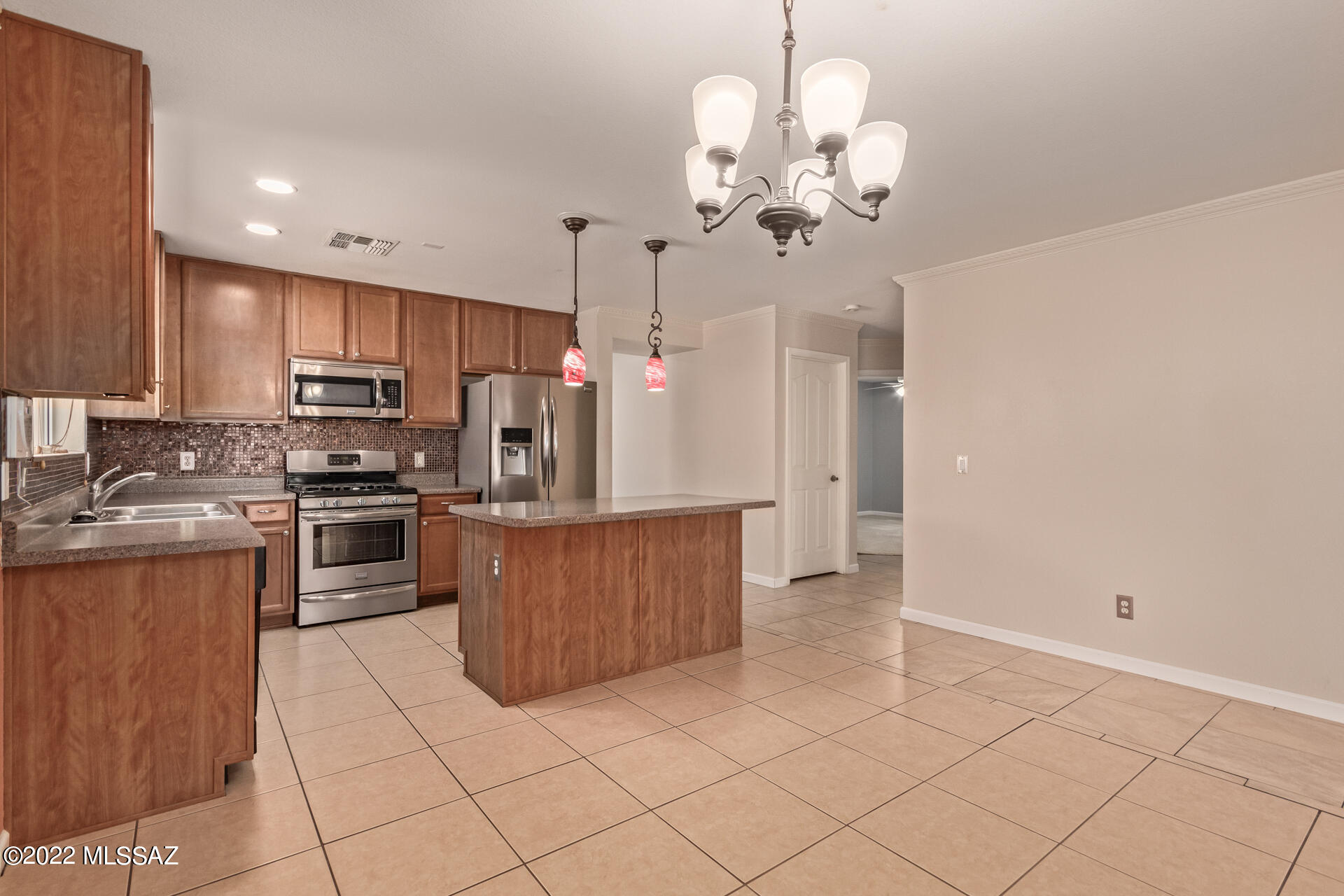 9385 E Grapevine Spring Place