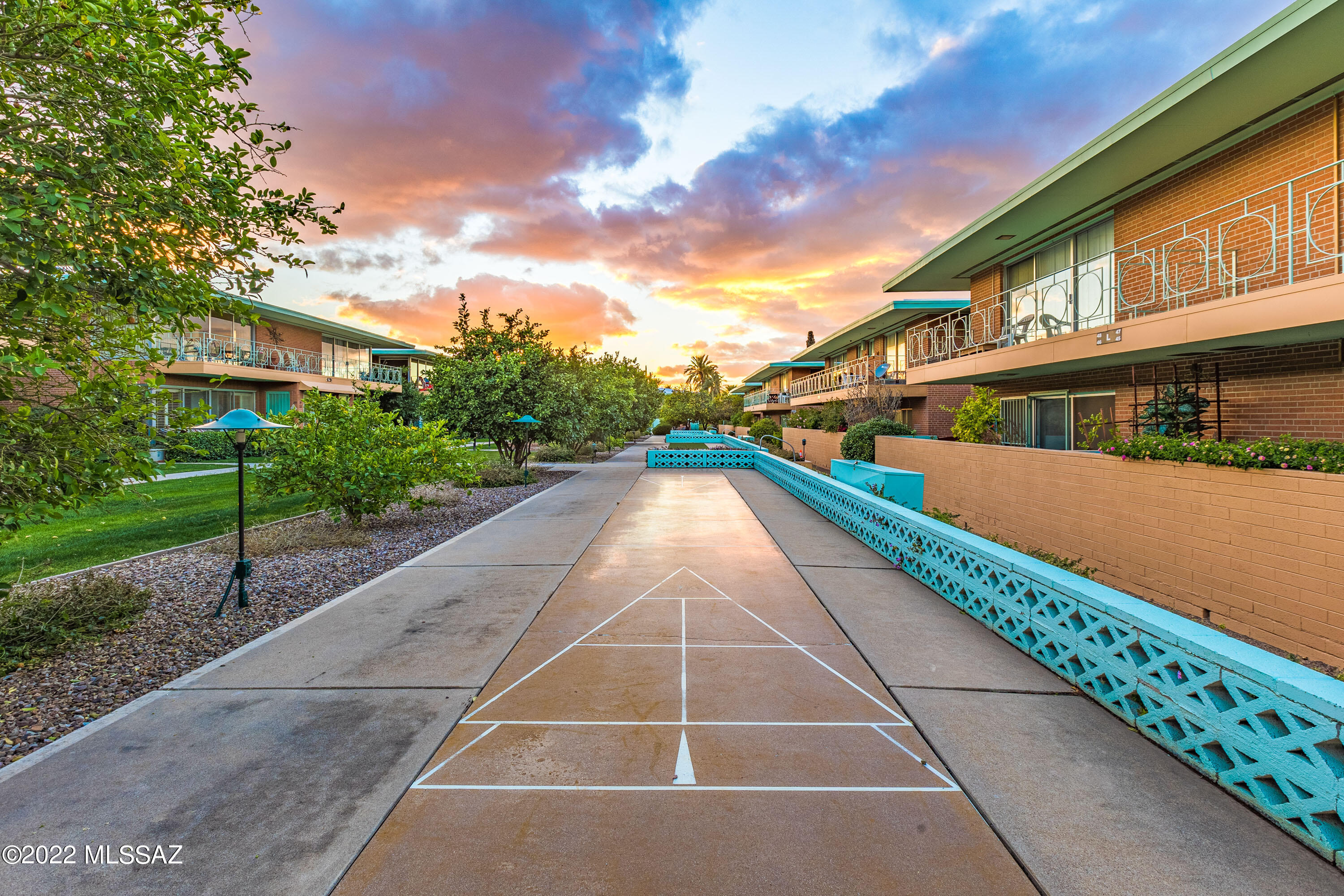 525 N Country Club Road Unit: p62
