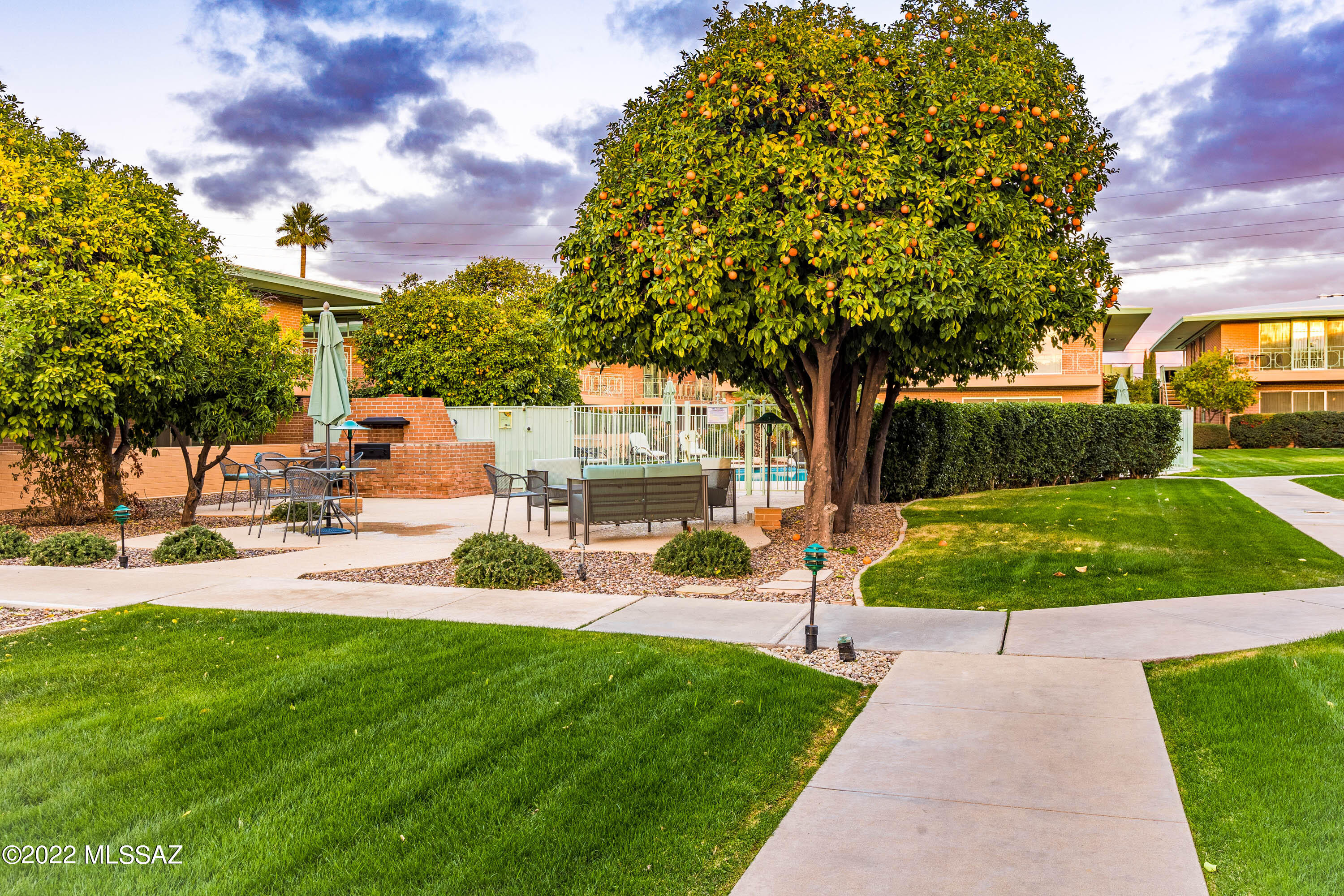 525 N Country Club Road Unit: p62