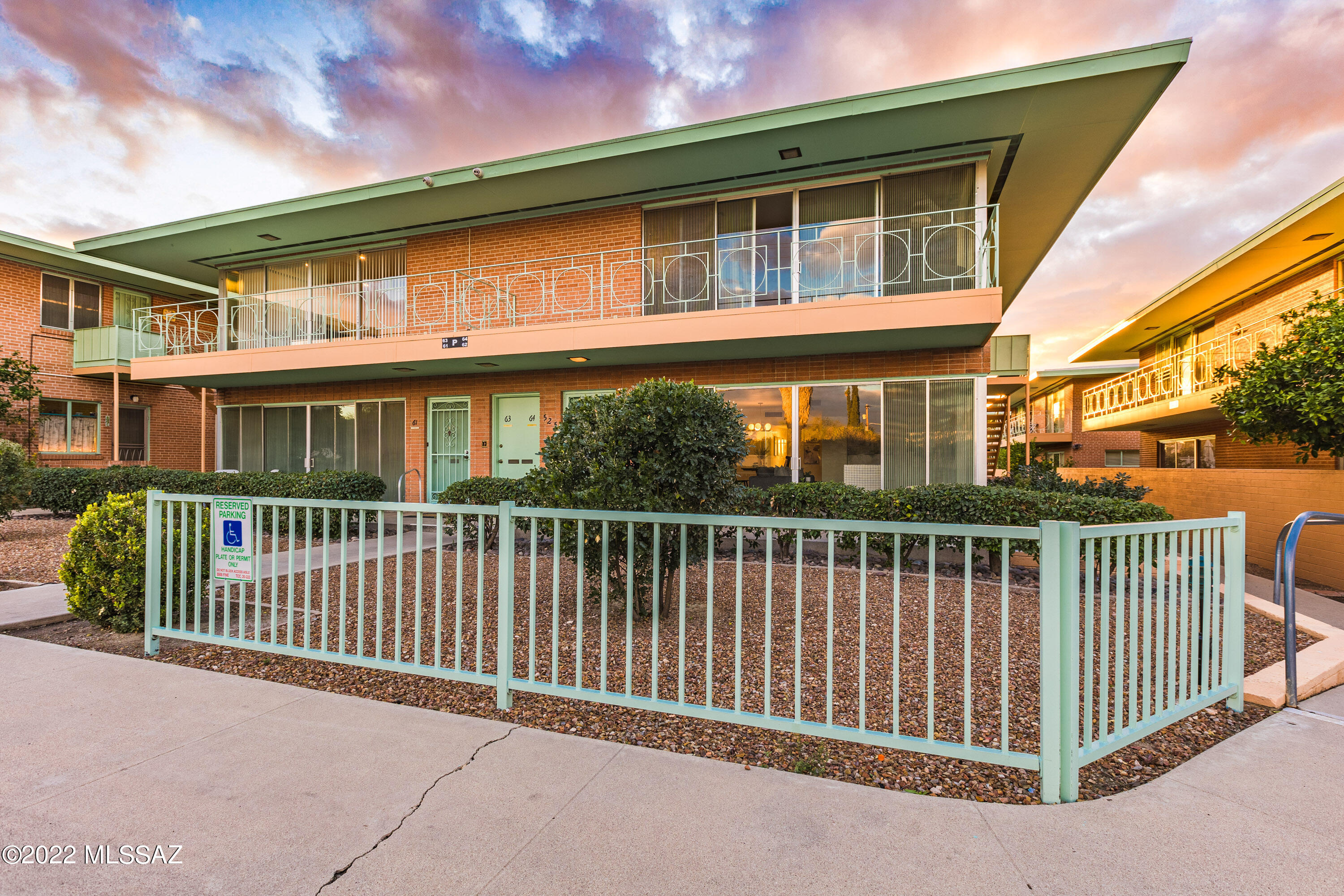 525 N Country Club Road Unit: p62