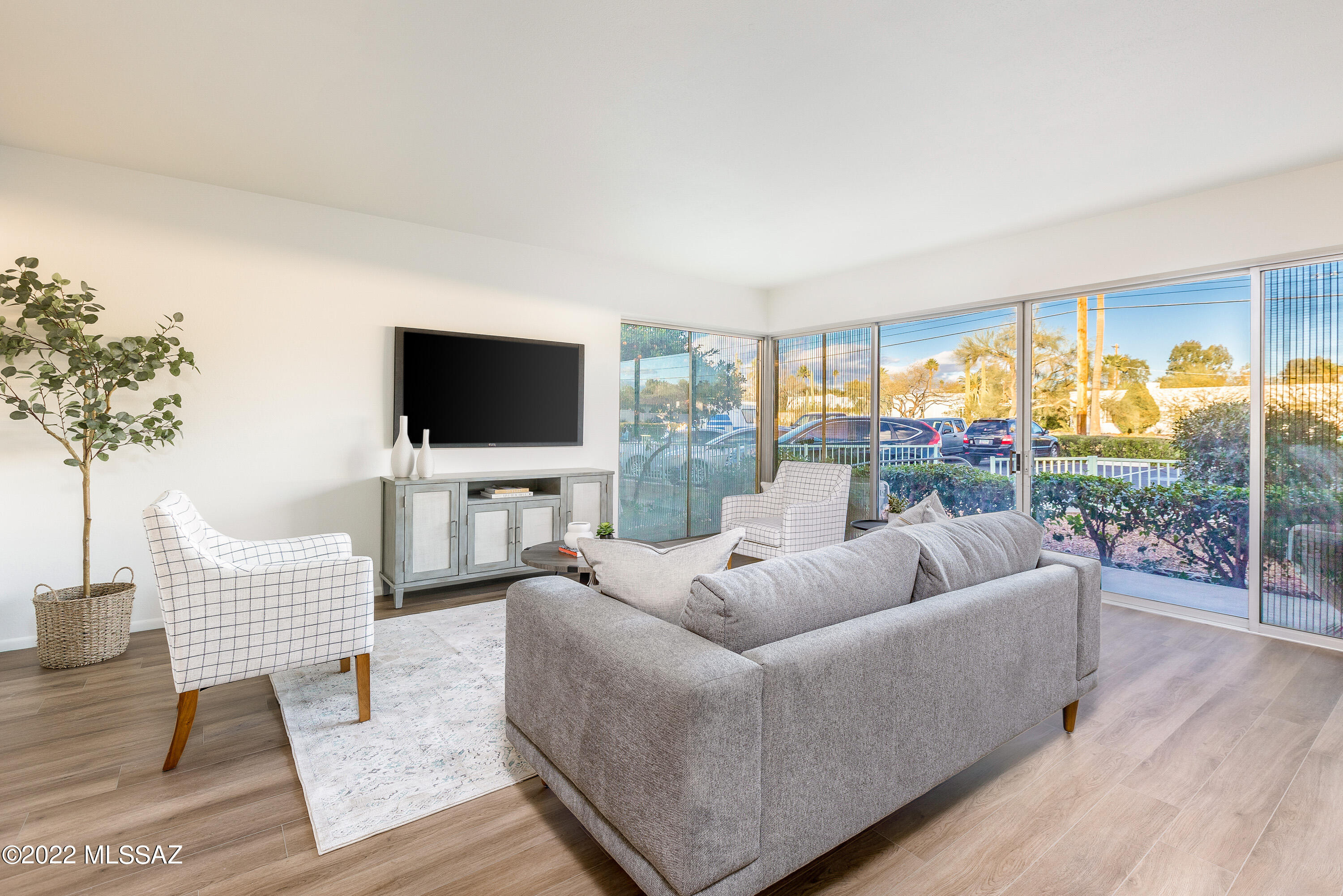 525 N Country Club Road Unit: p62