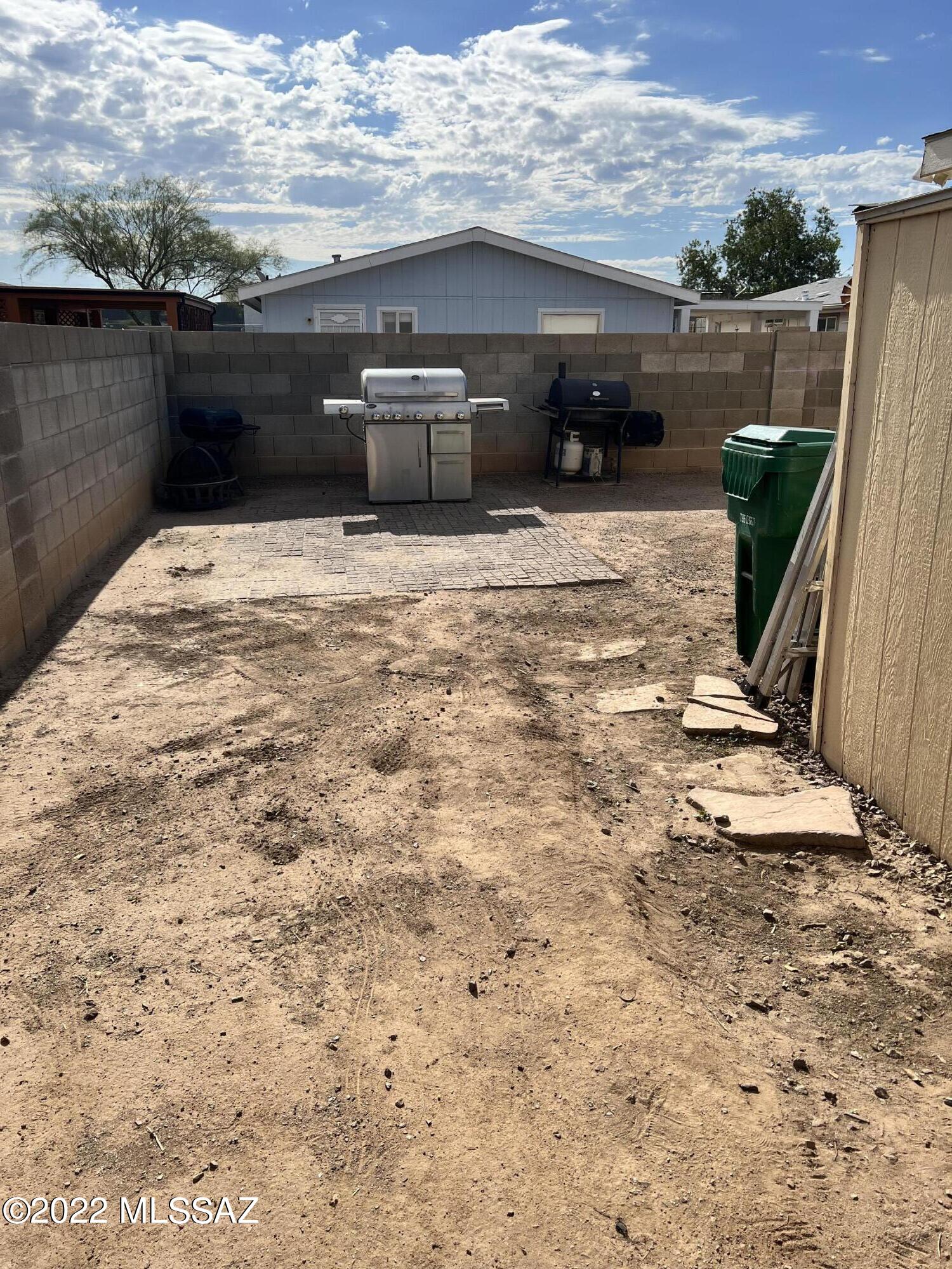 4938 N River Valley Loop