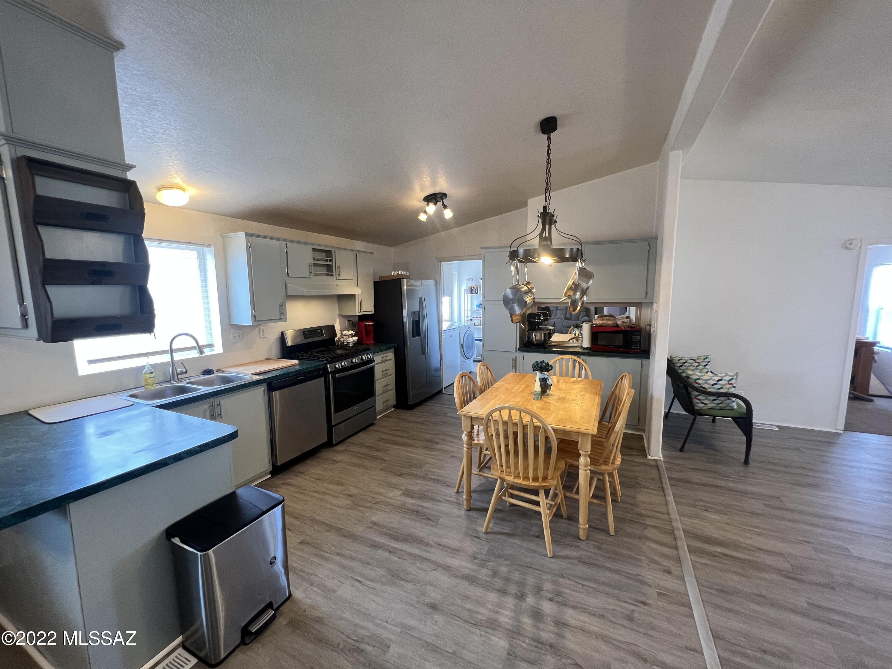 4938 N River Valley Loop