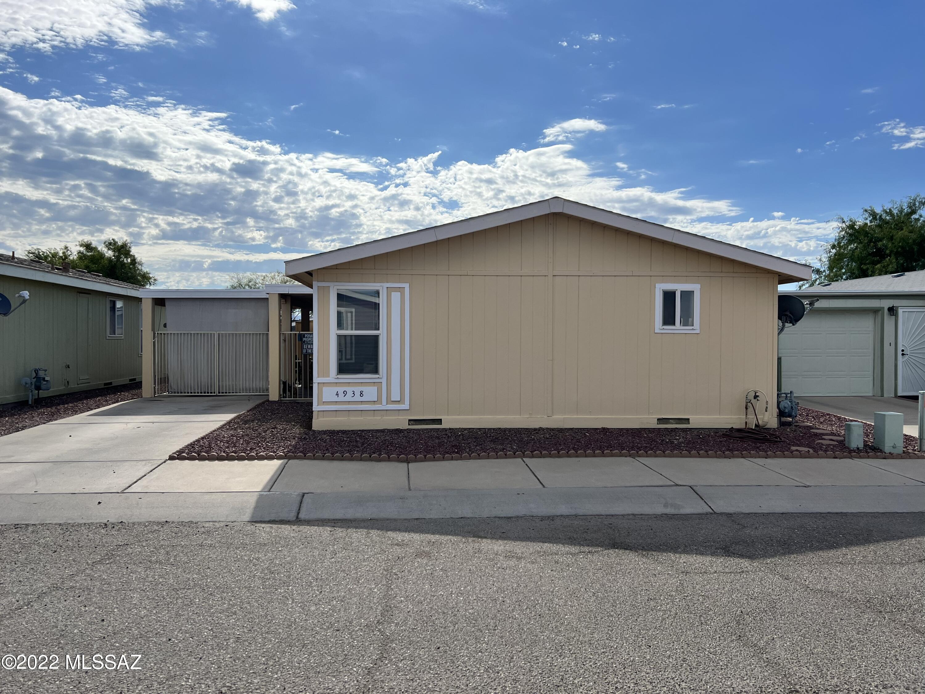 4938 N River Valley Loop