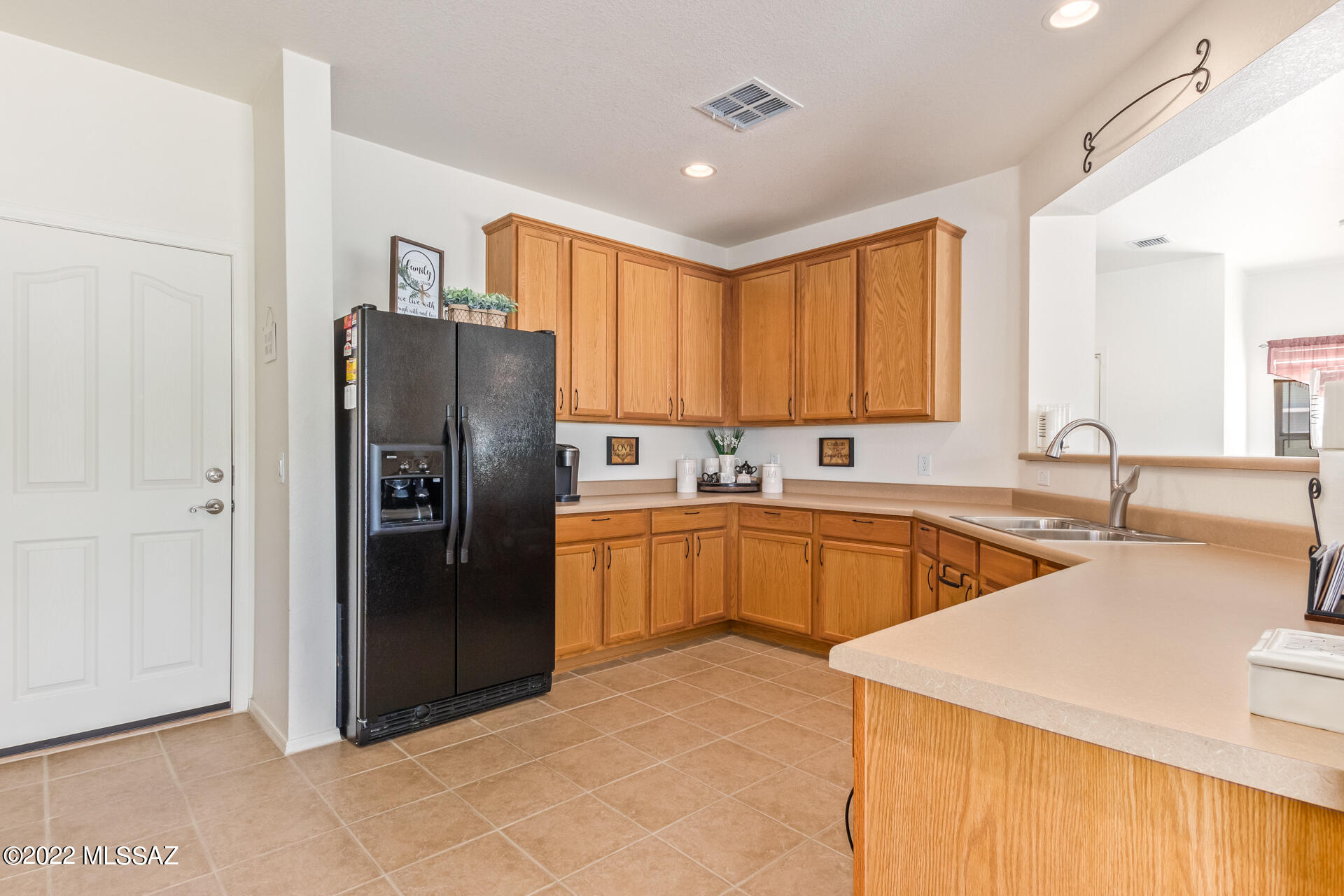 1076 W Camino Hombre Viejo