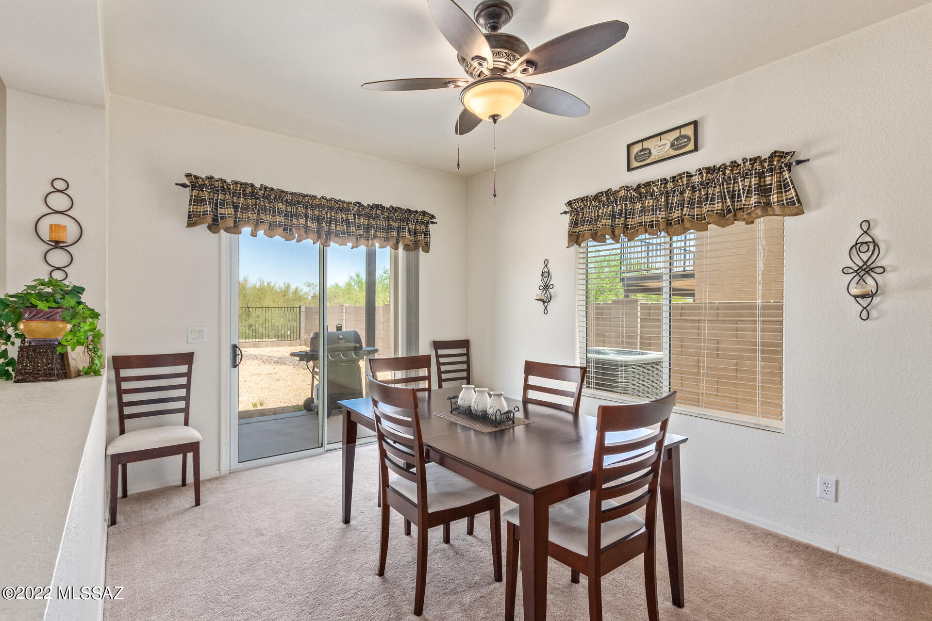 1076 W Camino Hombre Viejo