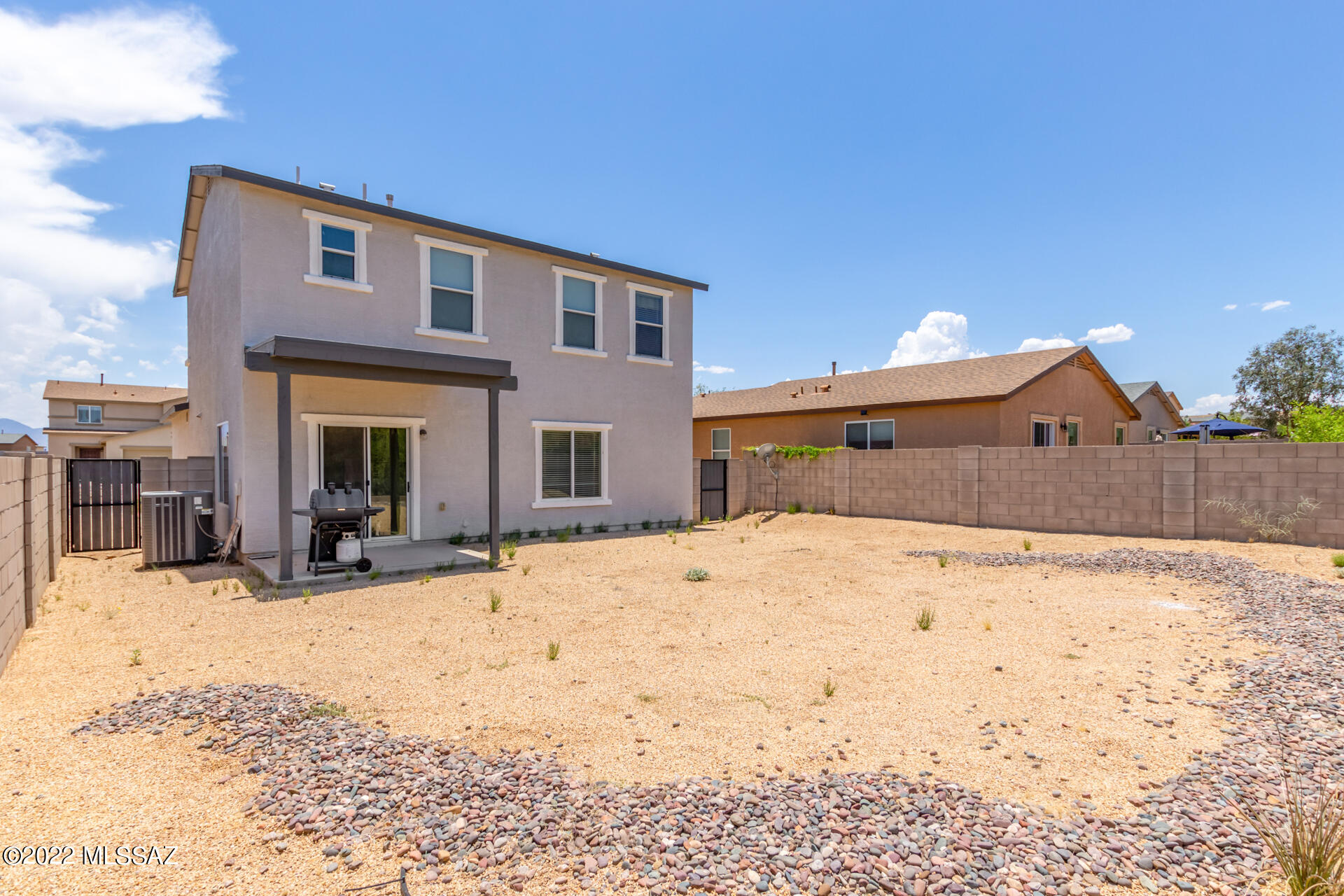 1076 W Camino Hombre Viejo