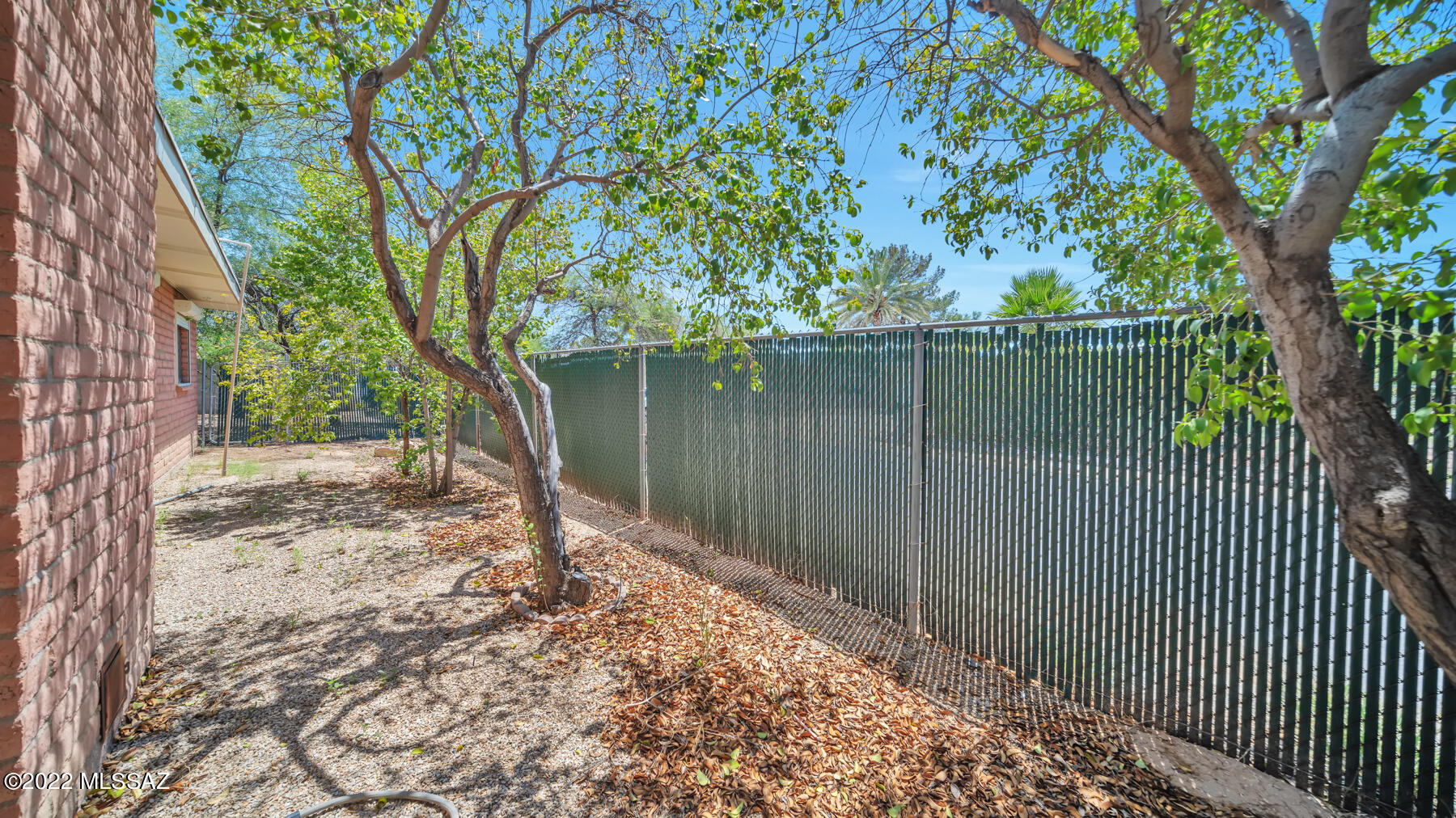 1902 N Van Buren Avenue