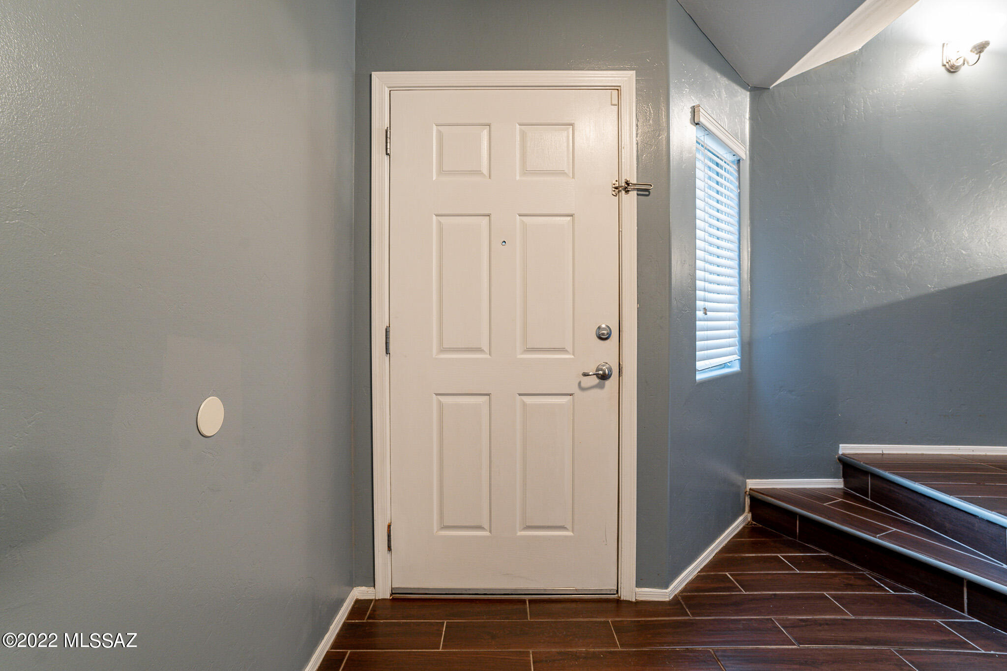 147 W Calle Paso Suave