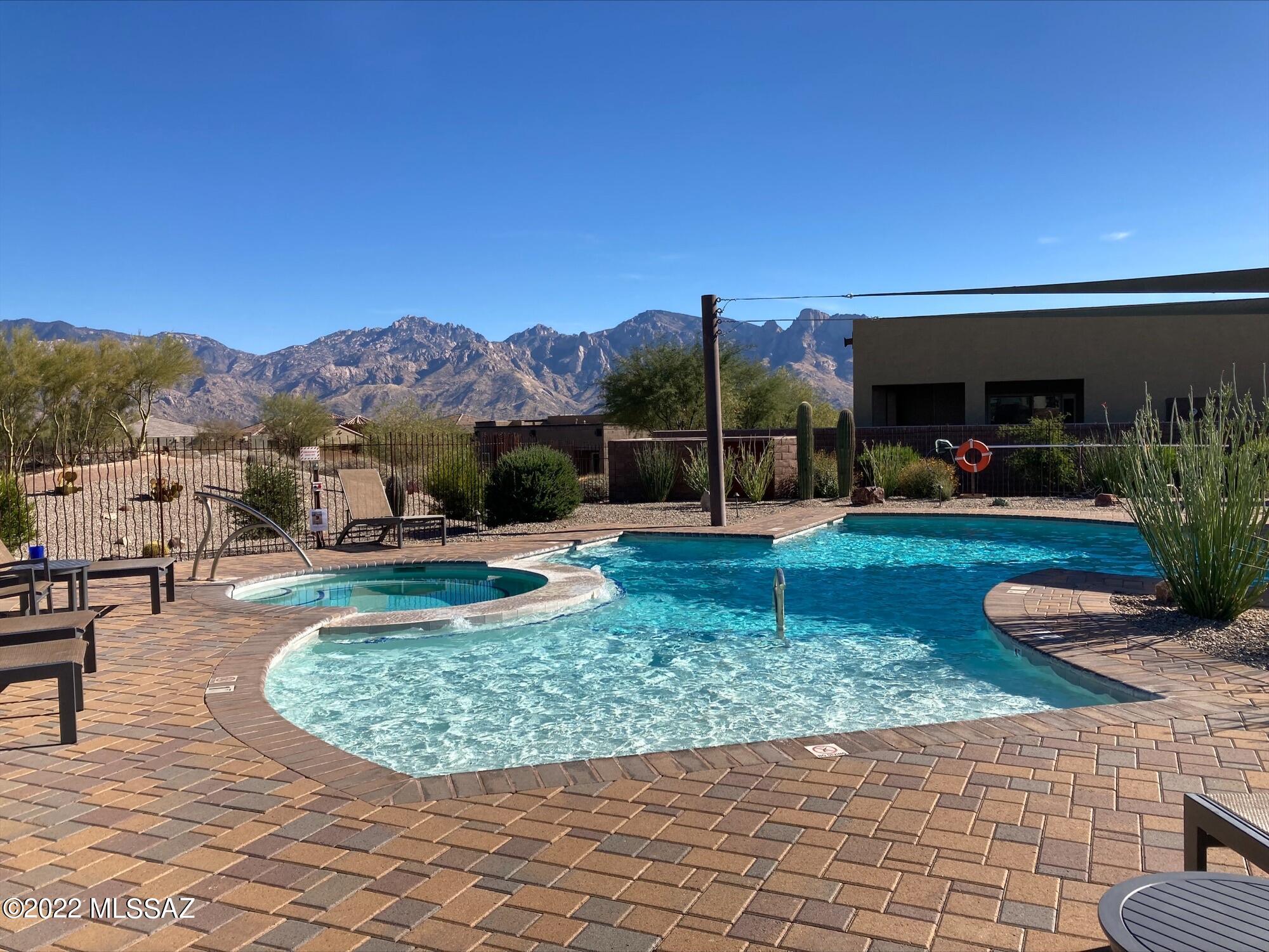 48 E Peralta Canyon Court