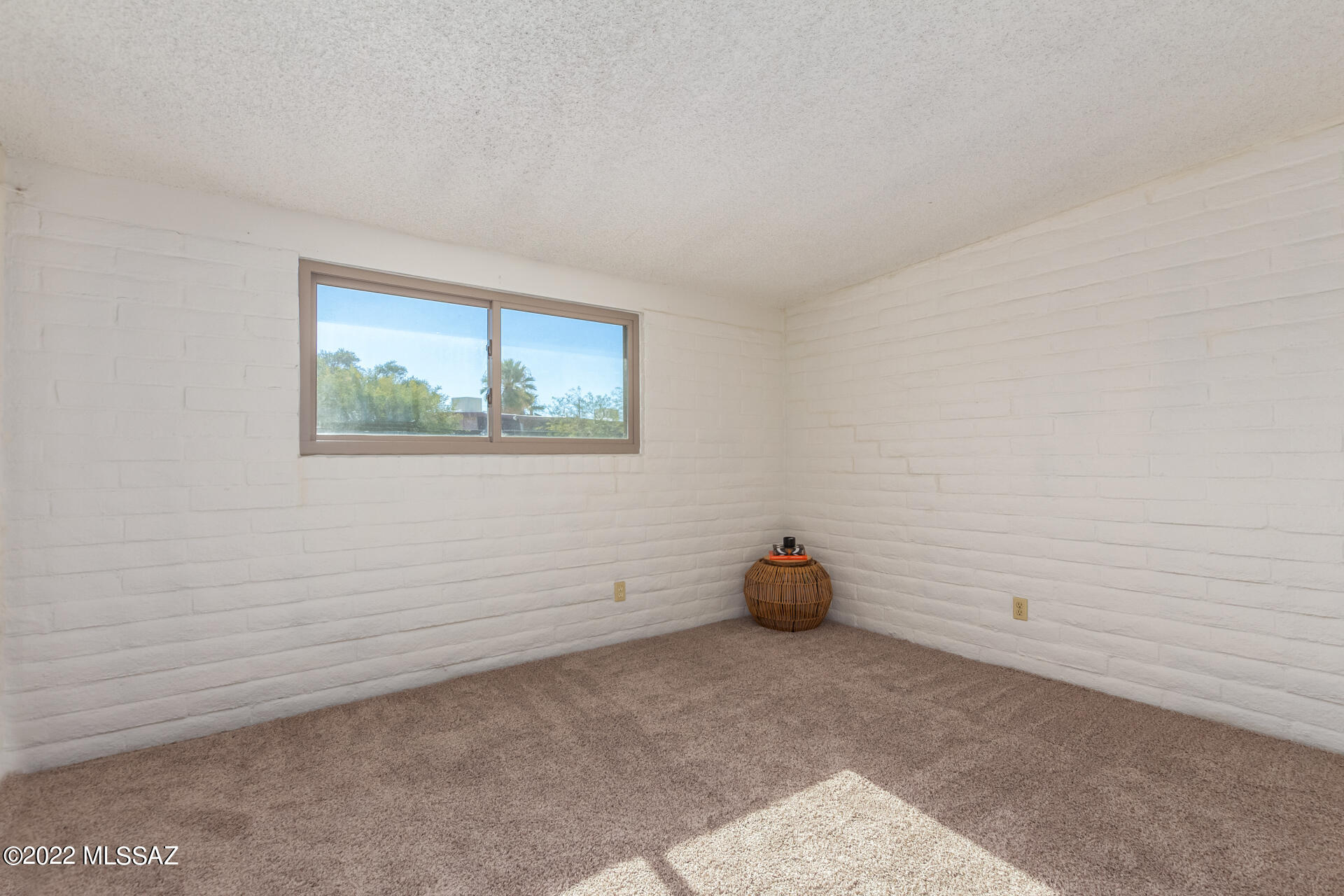 7810 E Apple Tree Drive