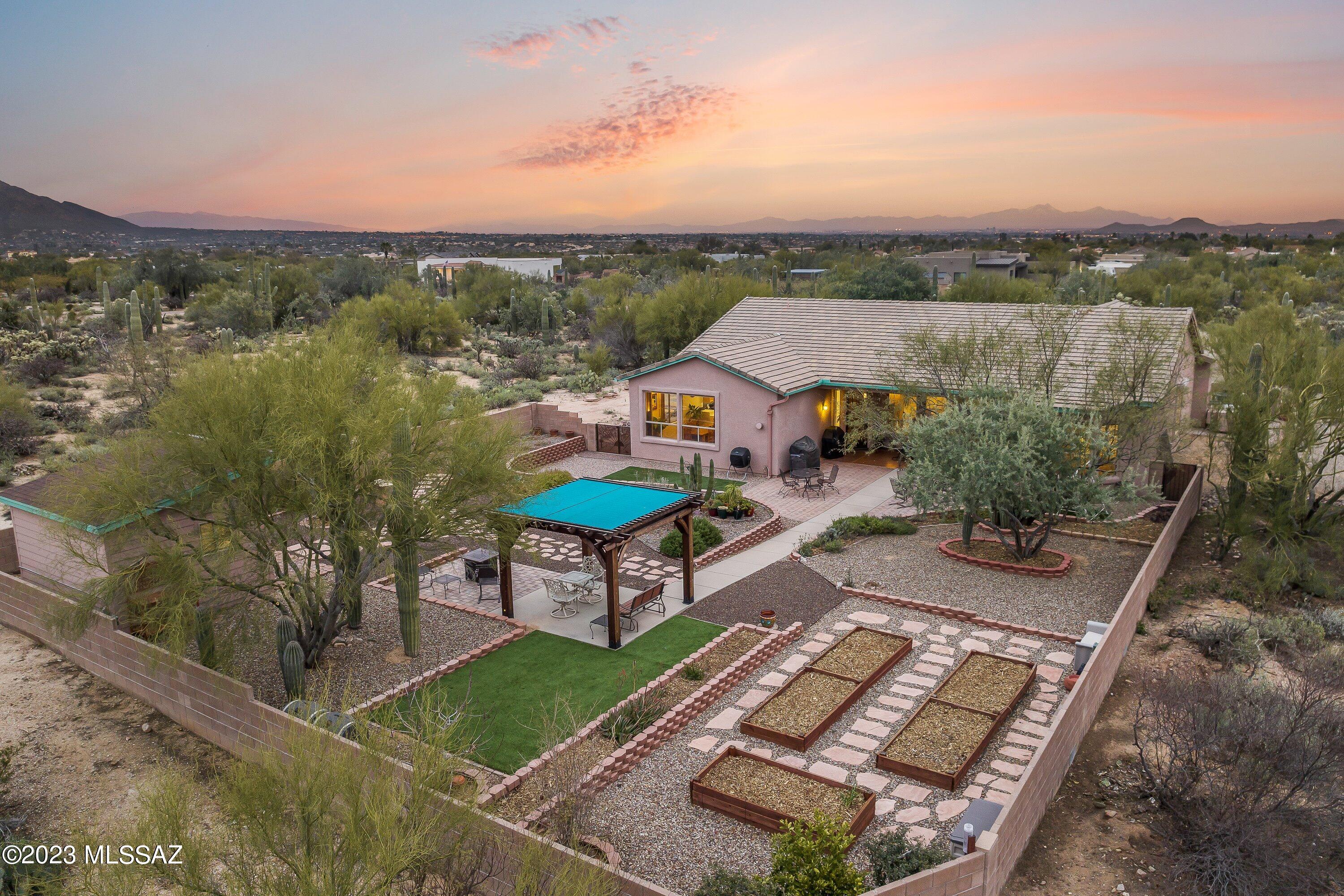 2680 W Oasis Springs Court