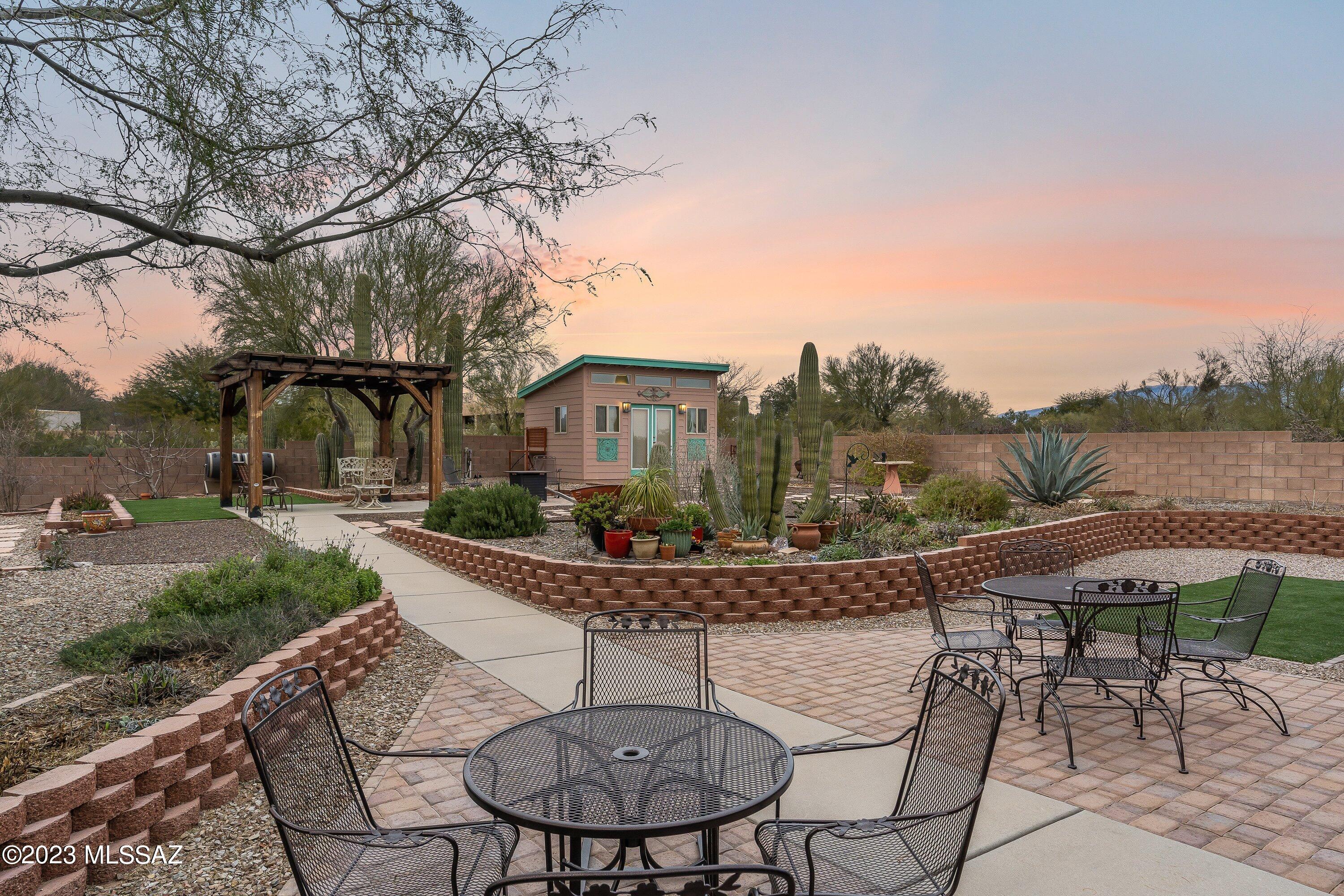 2680 W Oasis Springs Court
