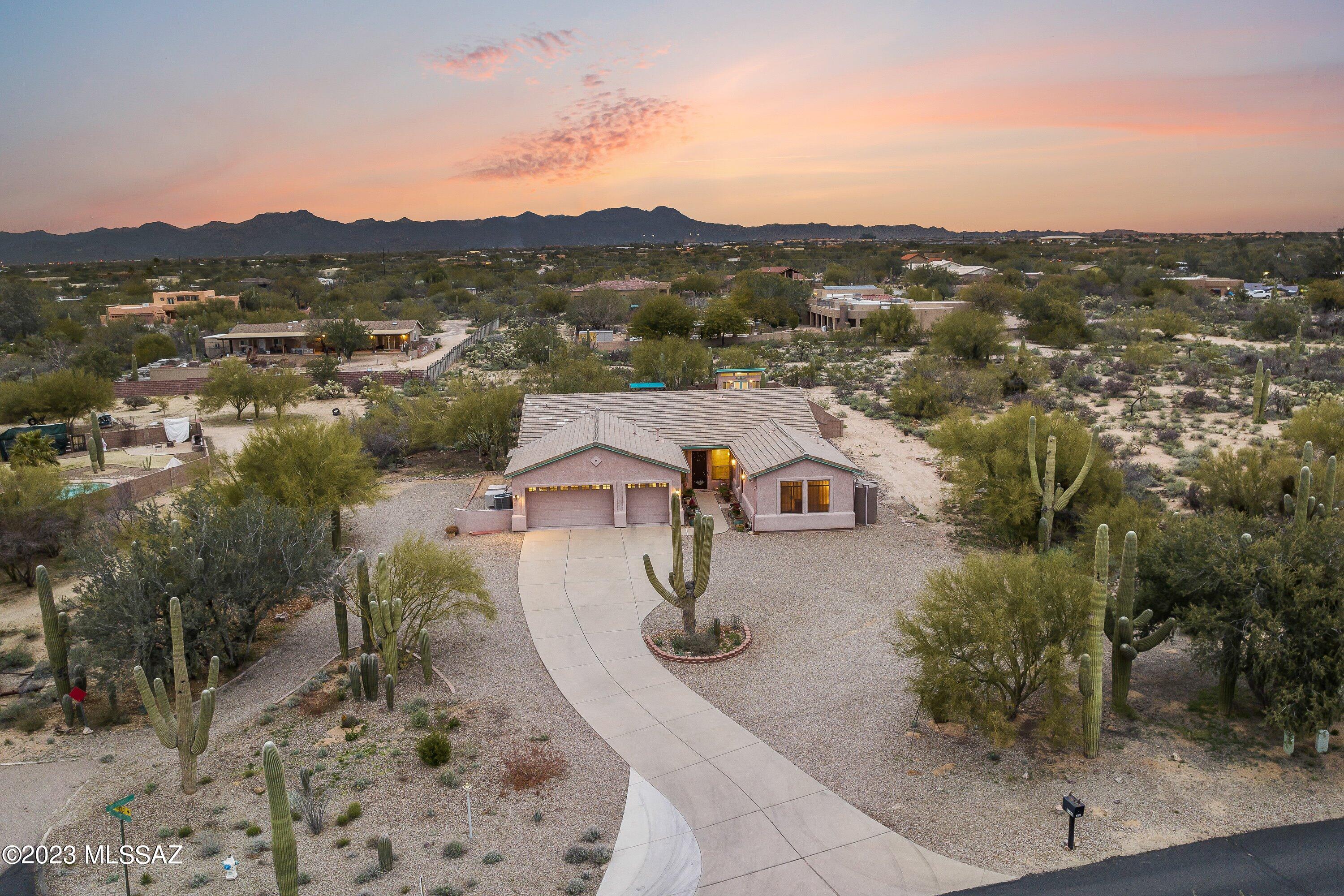 2680 W Oasis Springs Court
