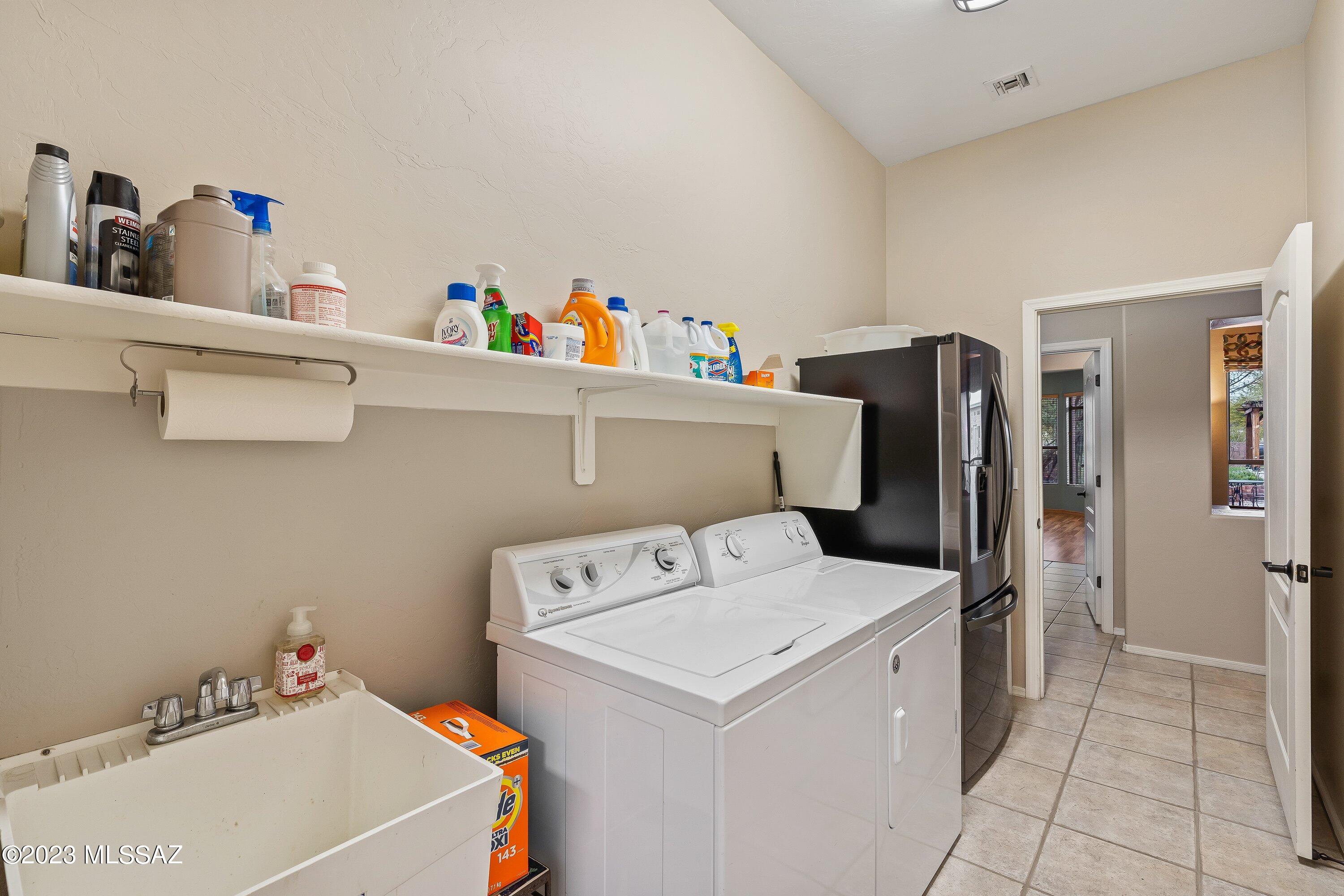 2680 W Oasis Springs Court