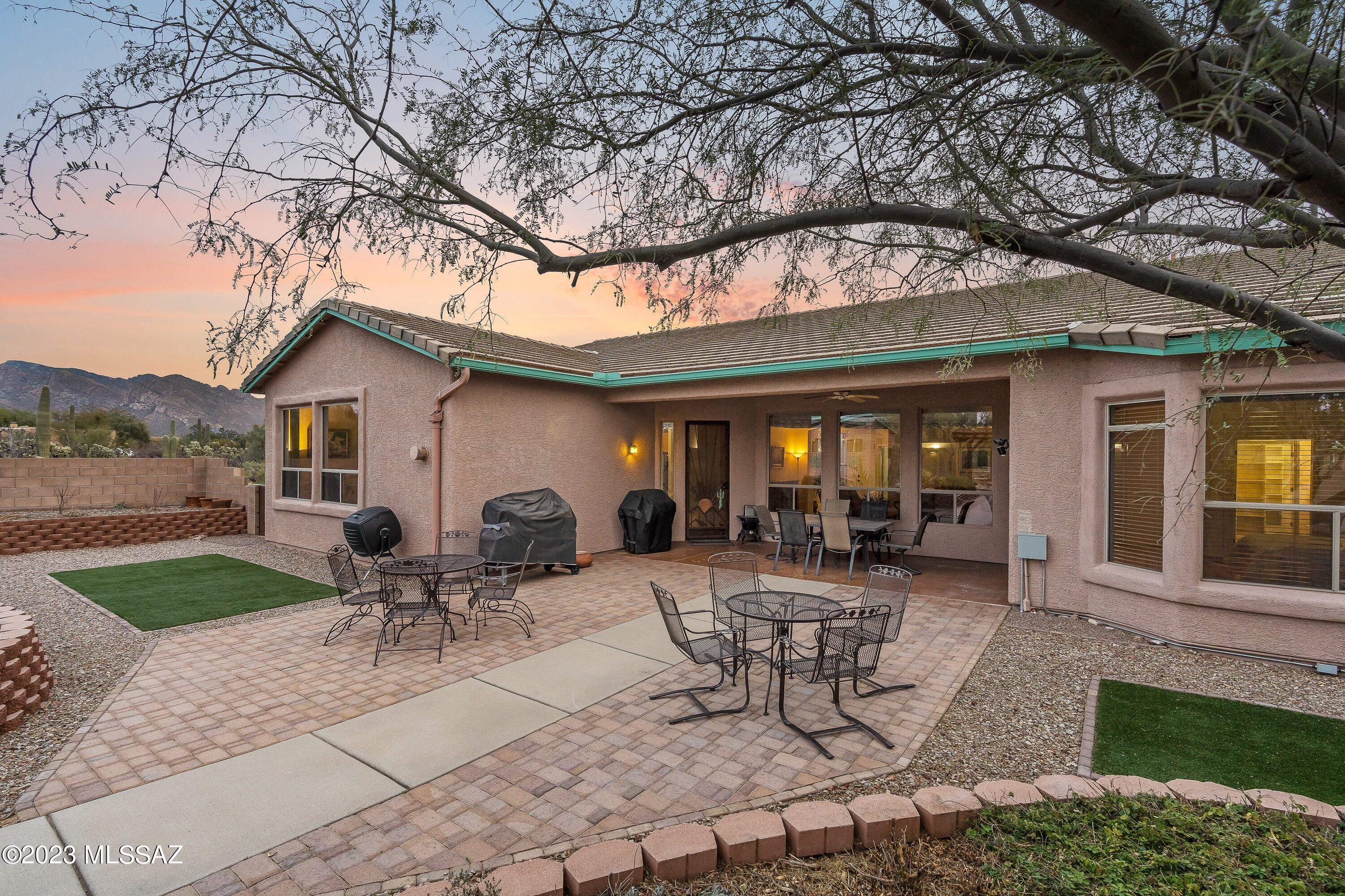 2680 W Oasis Springs Court