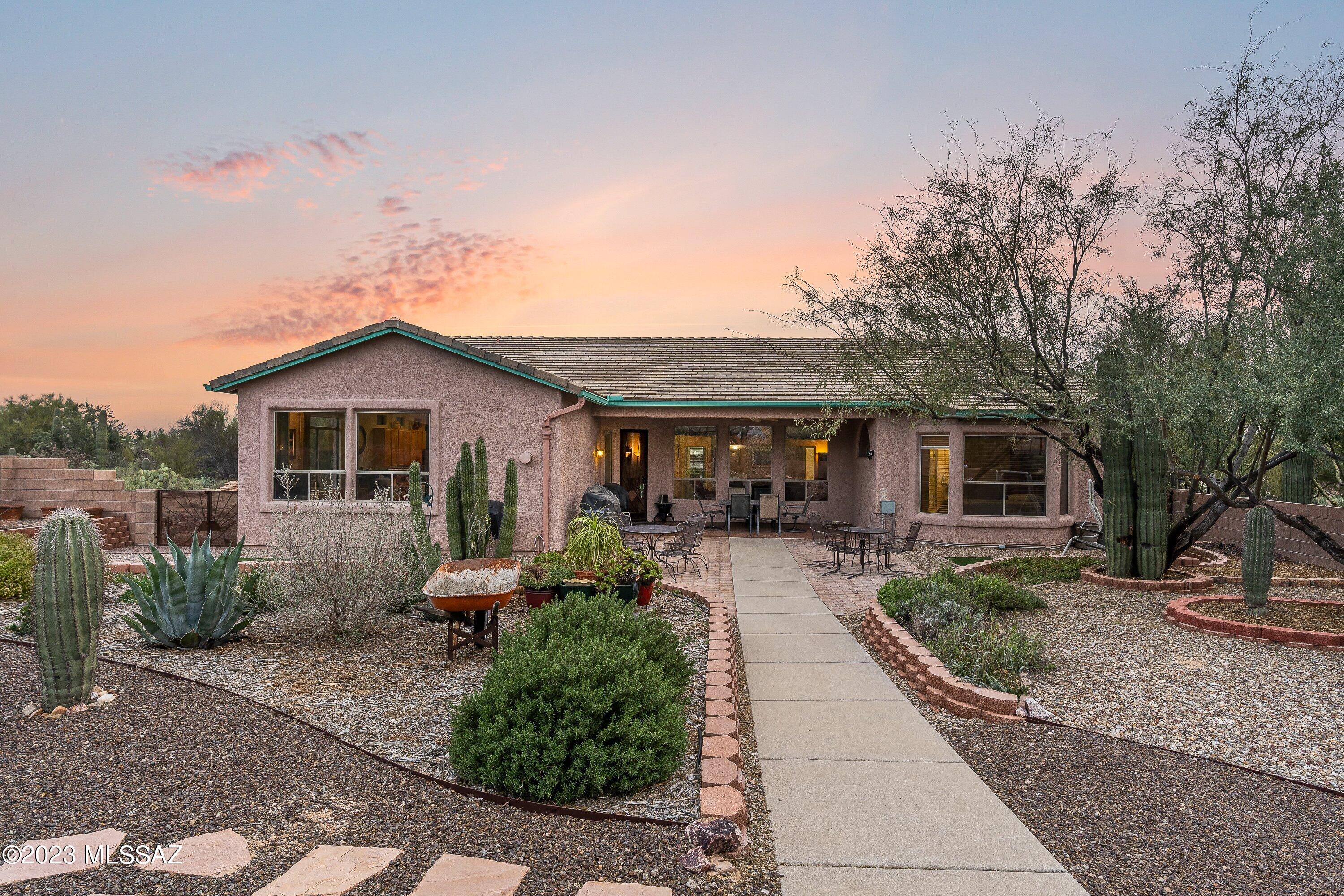 2680 W Oasis Springs Court