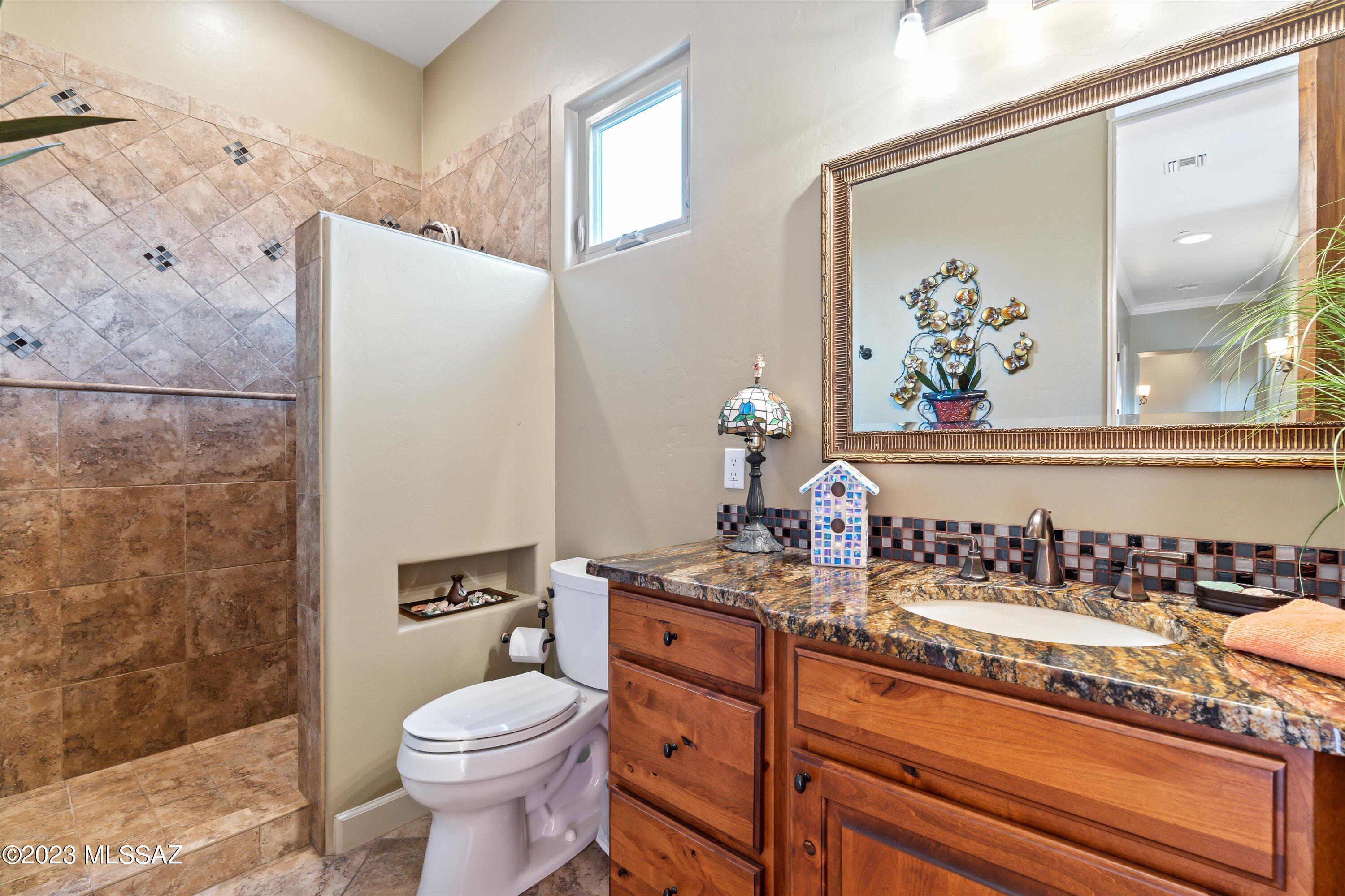 4060 N Placita Del Venado