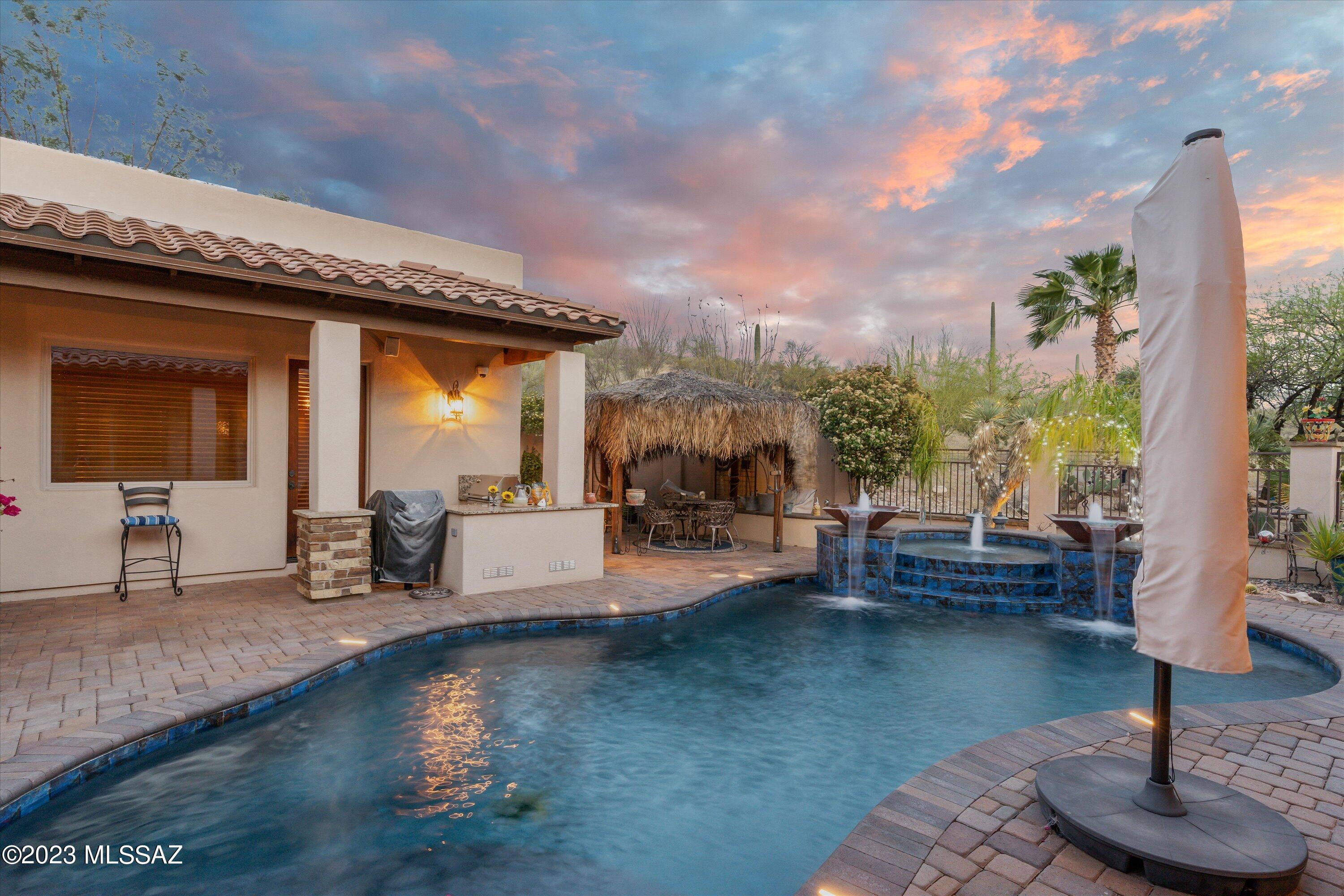 4060 N Placita Del Venado