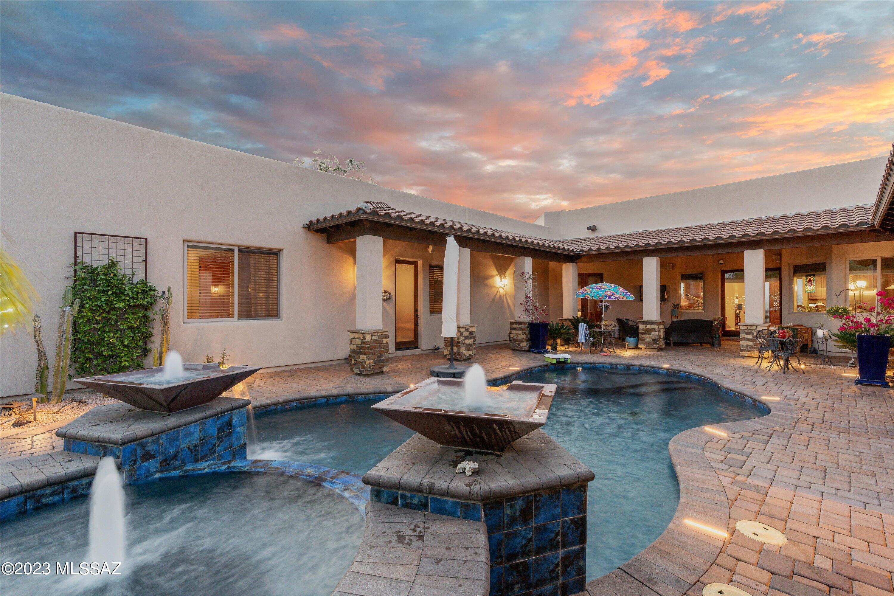 4060 N Placita Del Venado