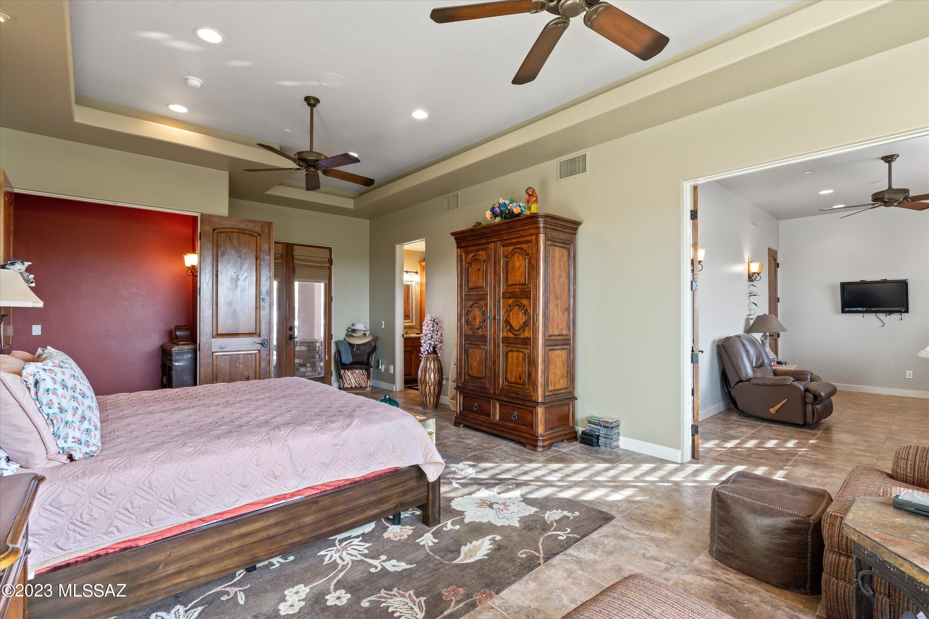 4060 N Placita Del Venado