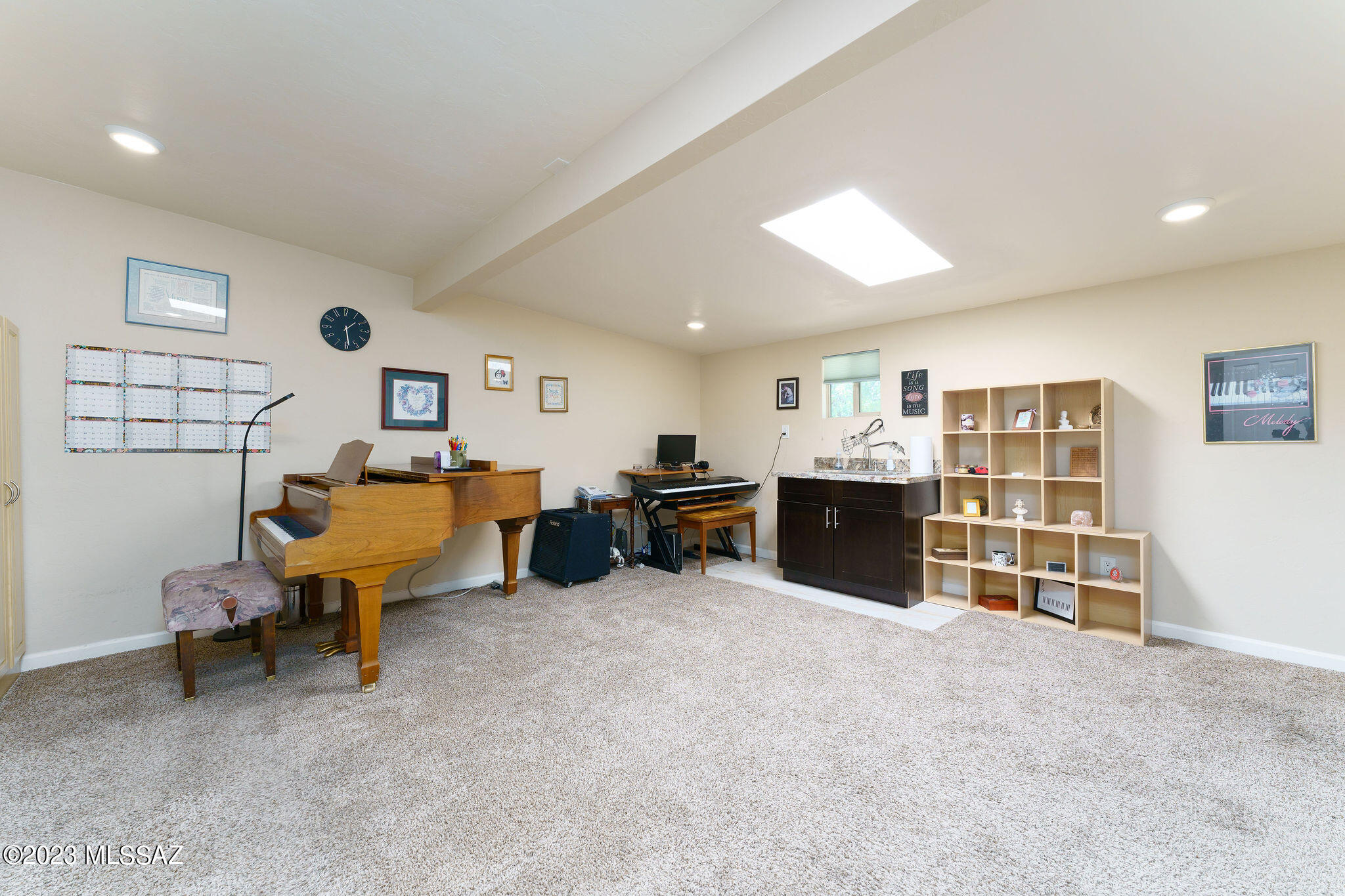 551 E Tangelo Drive