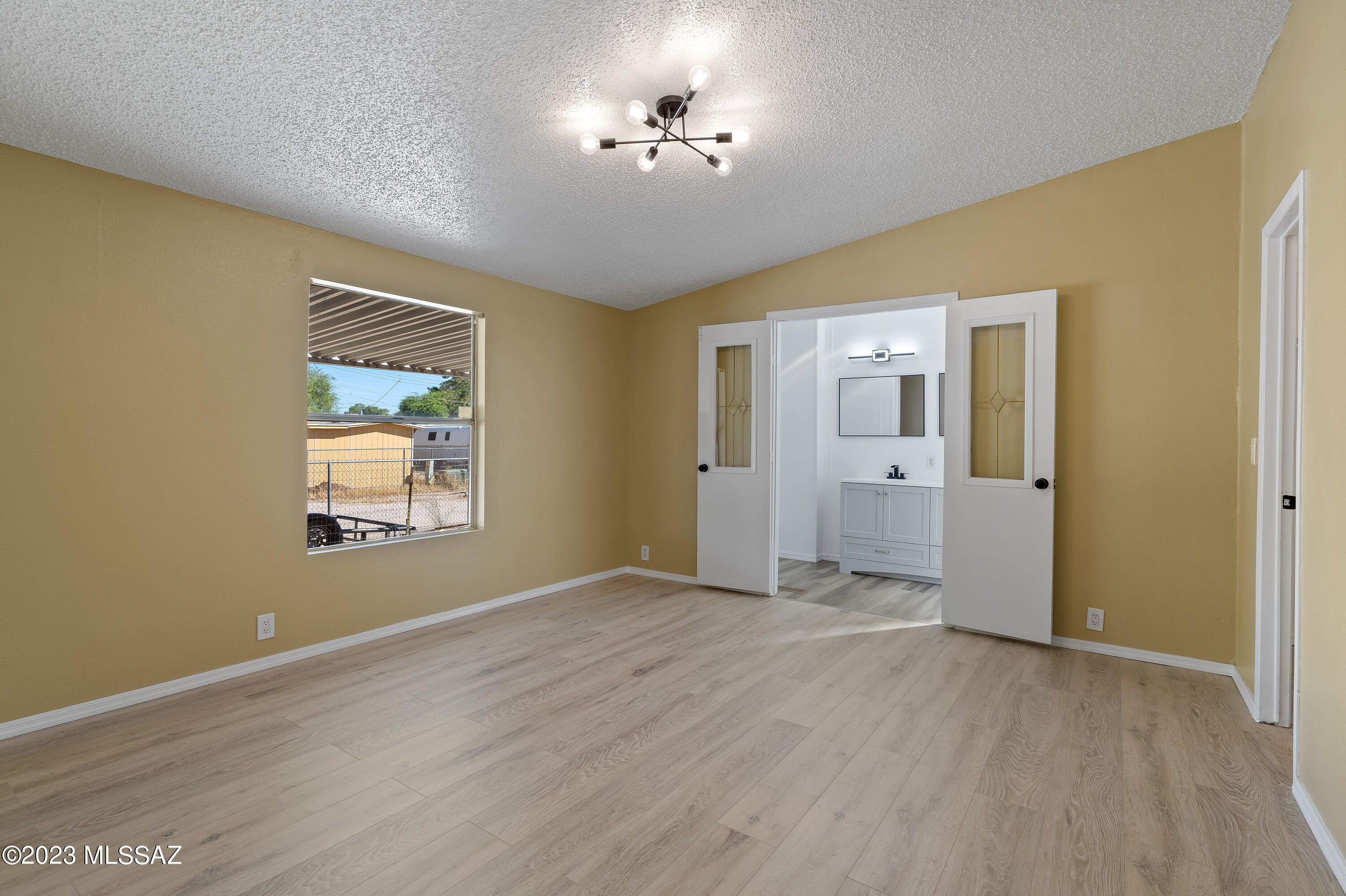 4113 N Flowing Wells Road