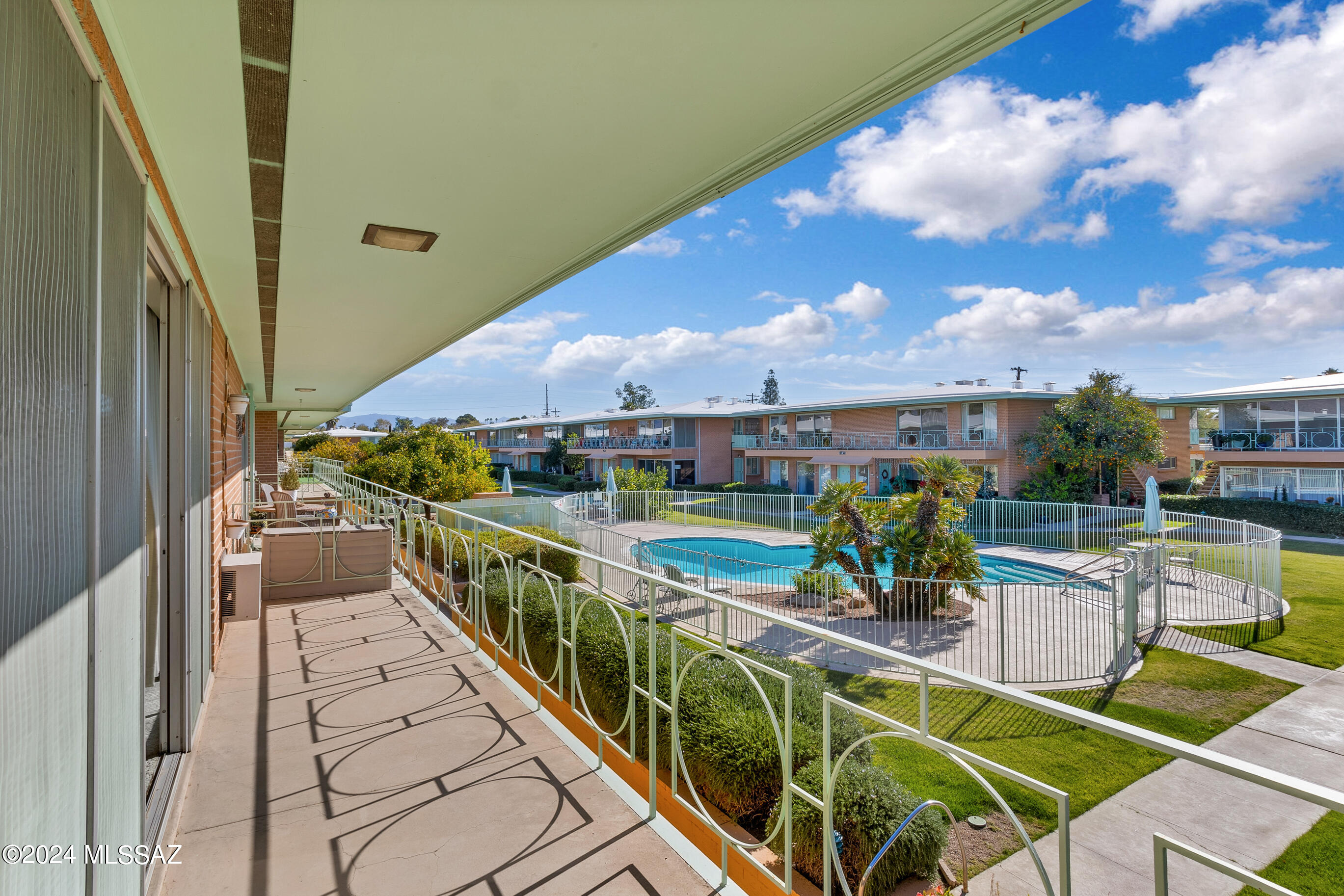 3006 E 6Th Street Unit: K-44
