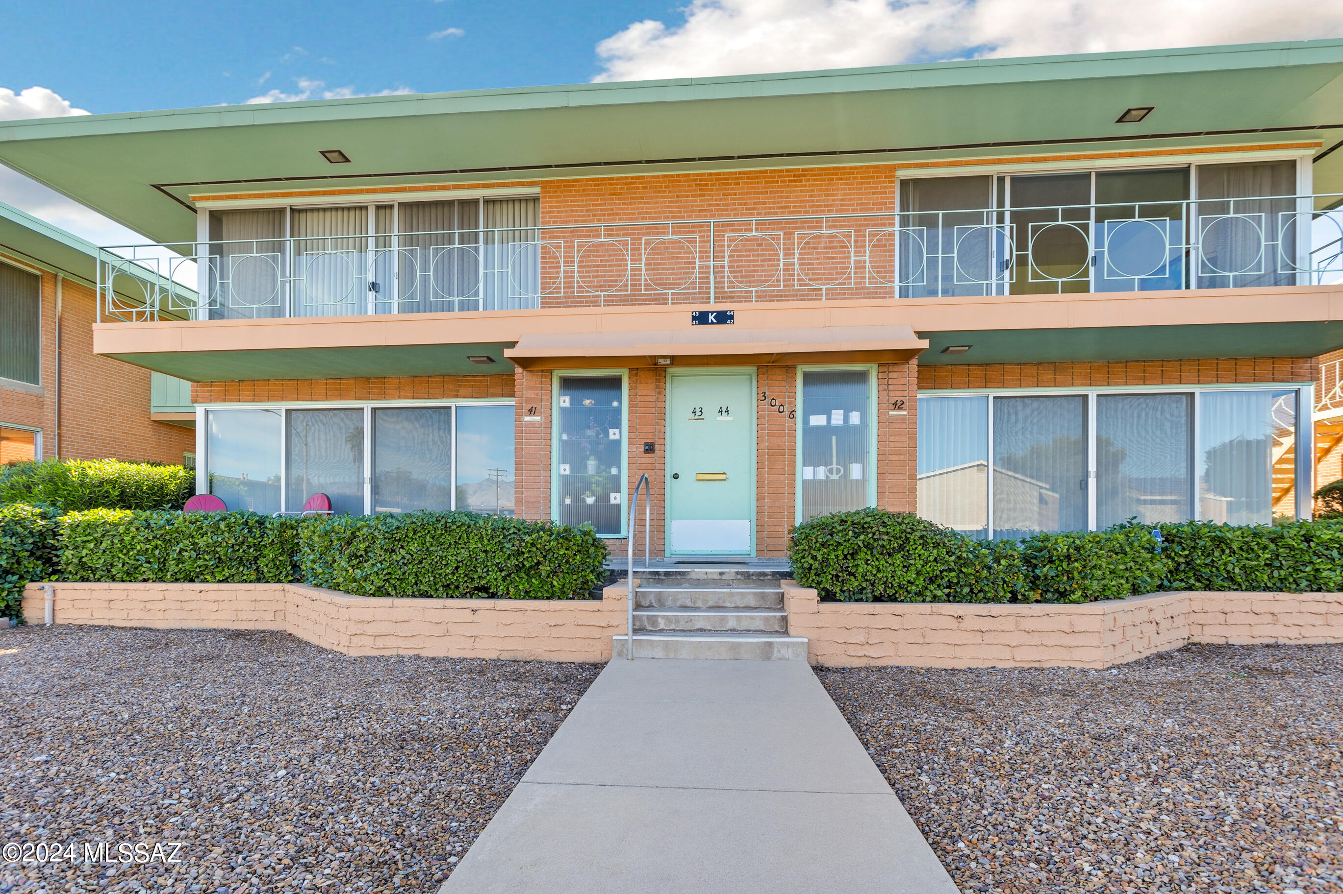 3006 E 6Th Street Unit: K-44