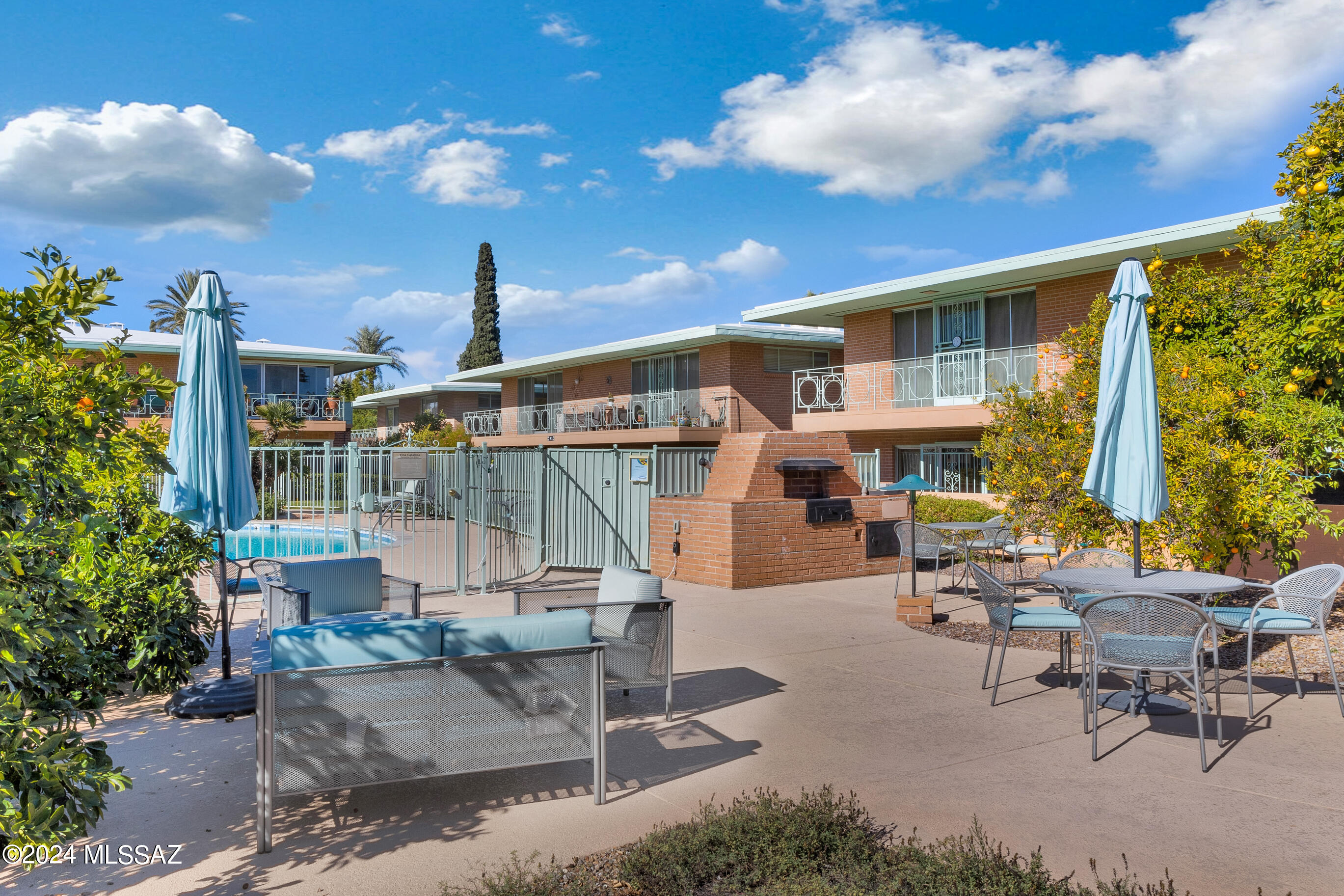 3006 E 6Th Street Unit: K-44