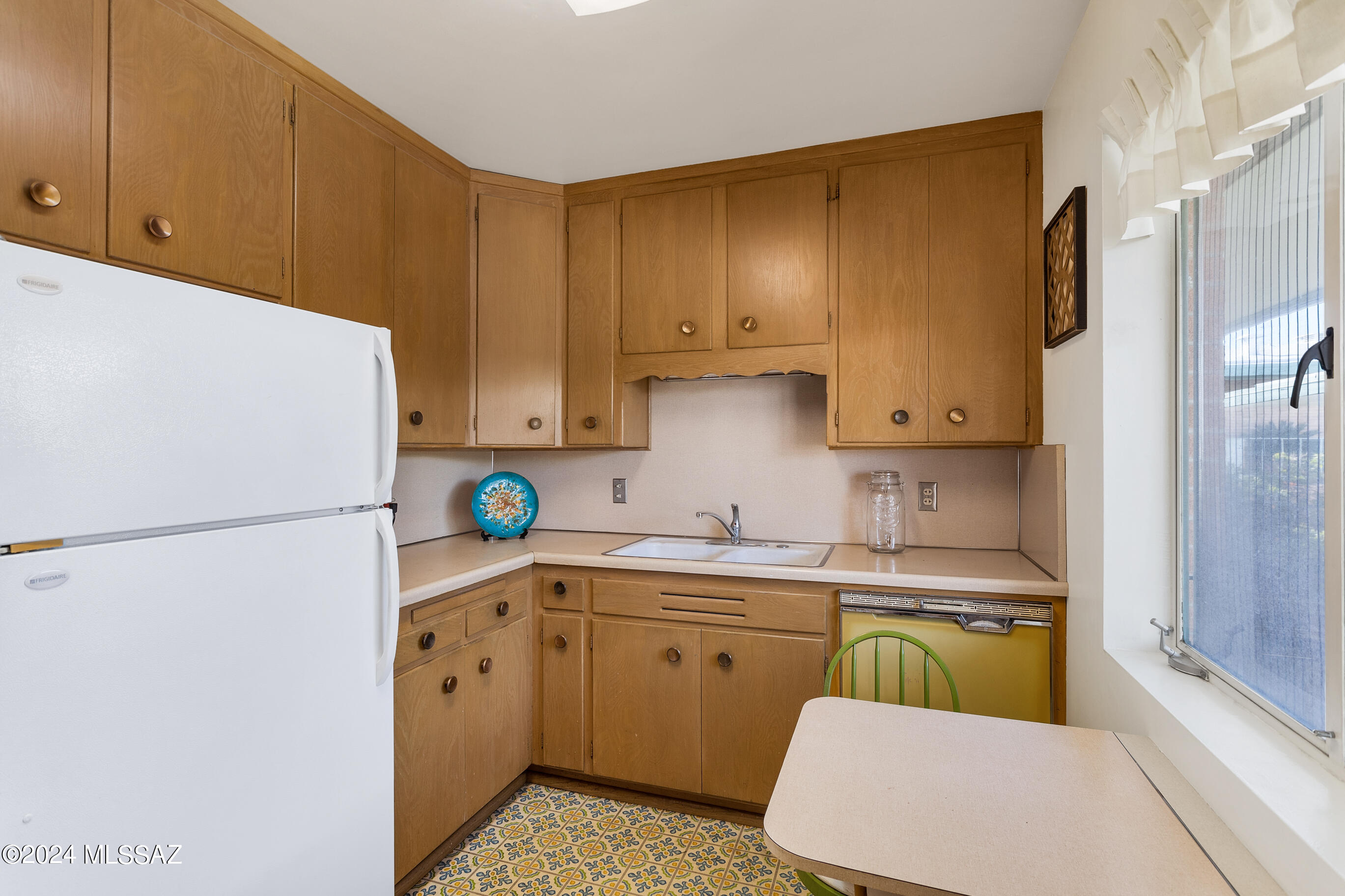 3006 E 6Th Street Unit: K-44