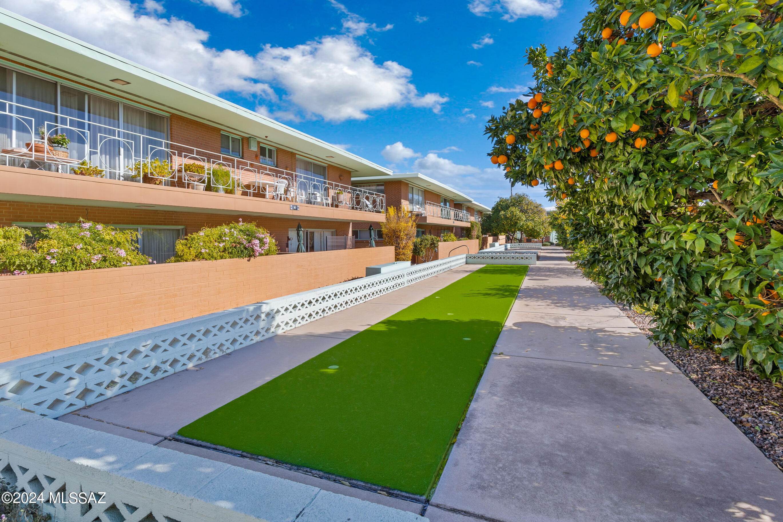 3006 E 6Th Street Unit: K-44
