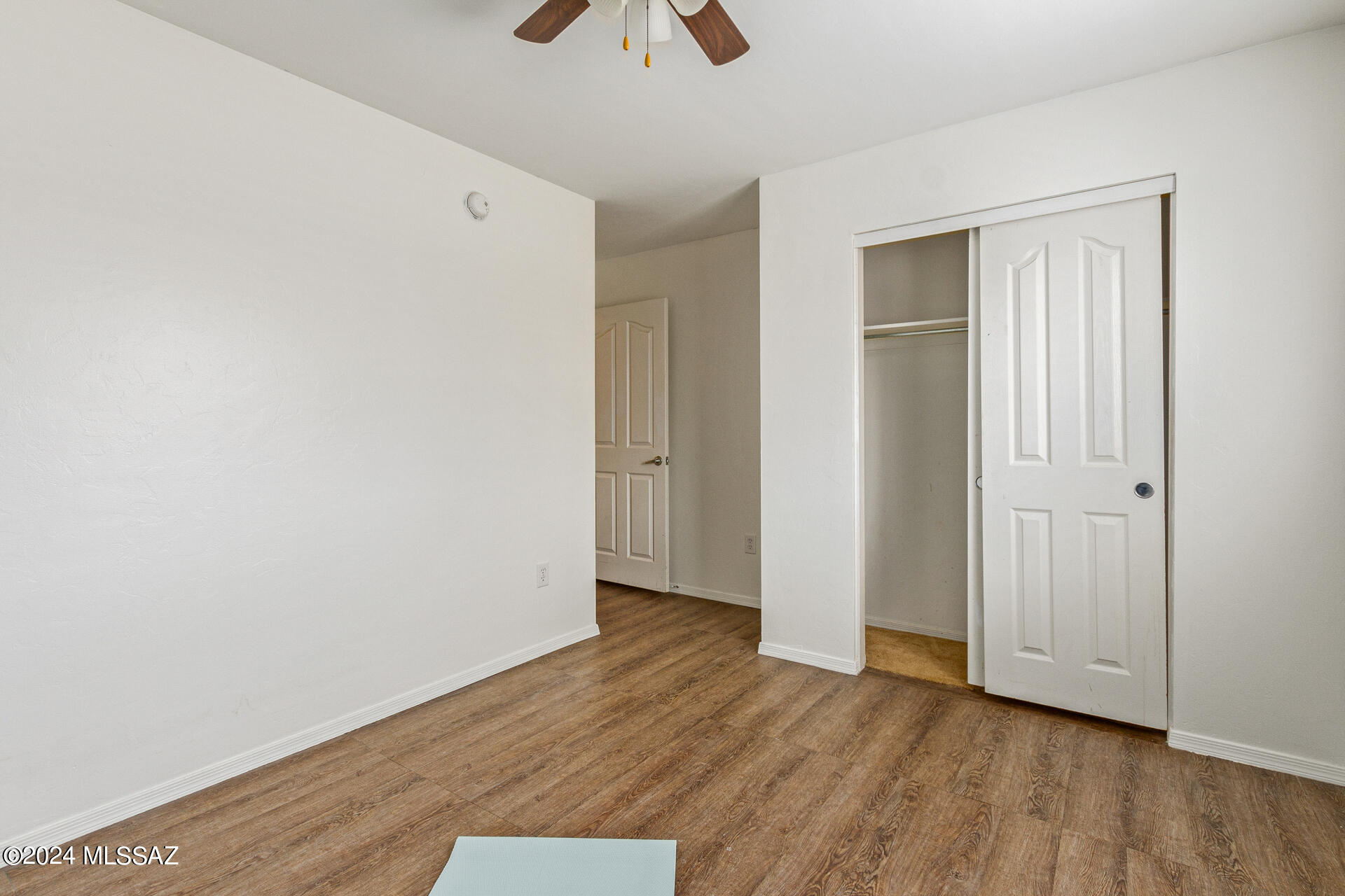 4792 E Desert Thorn Drive