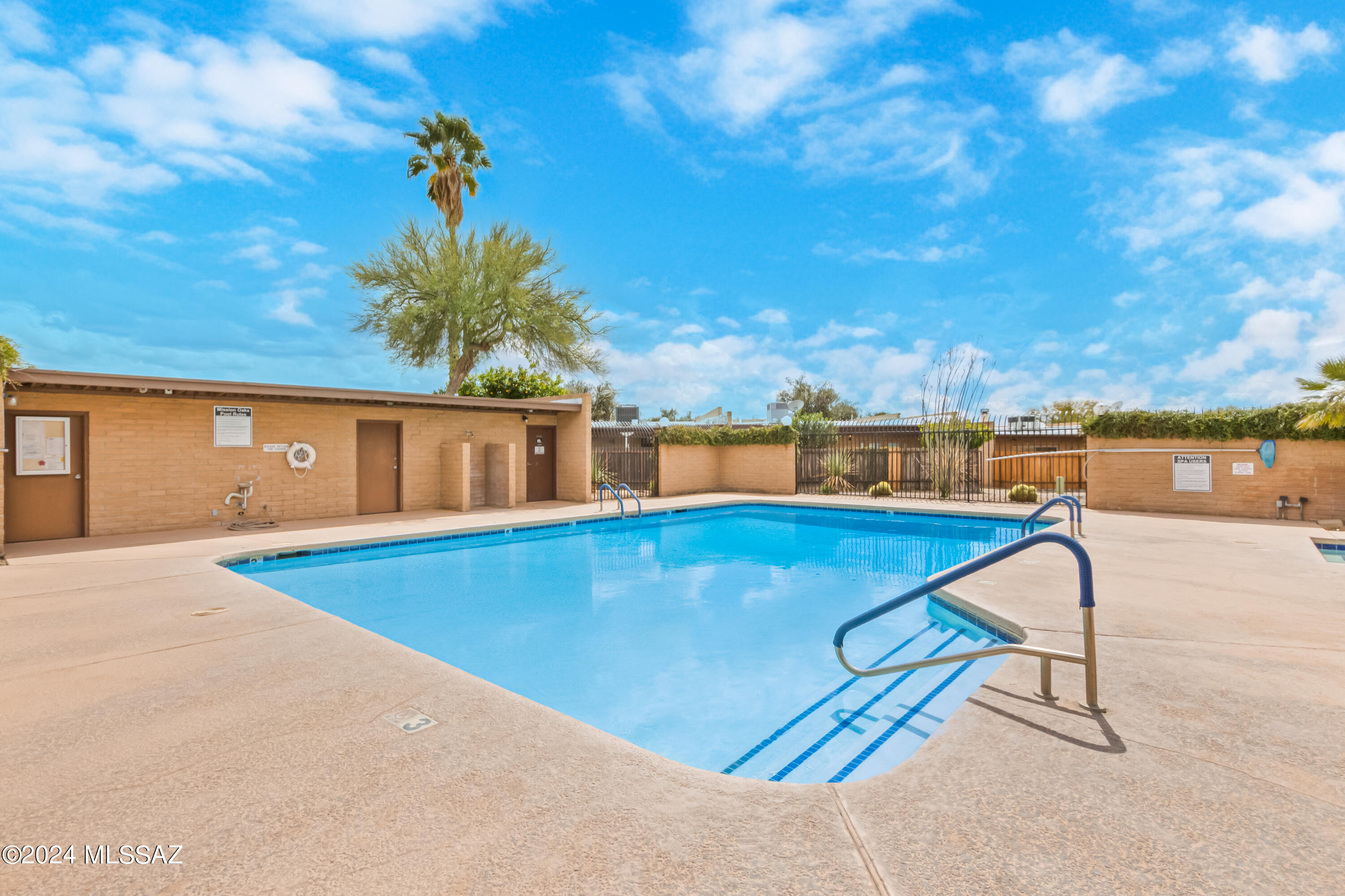 9009 E Calle Norlo