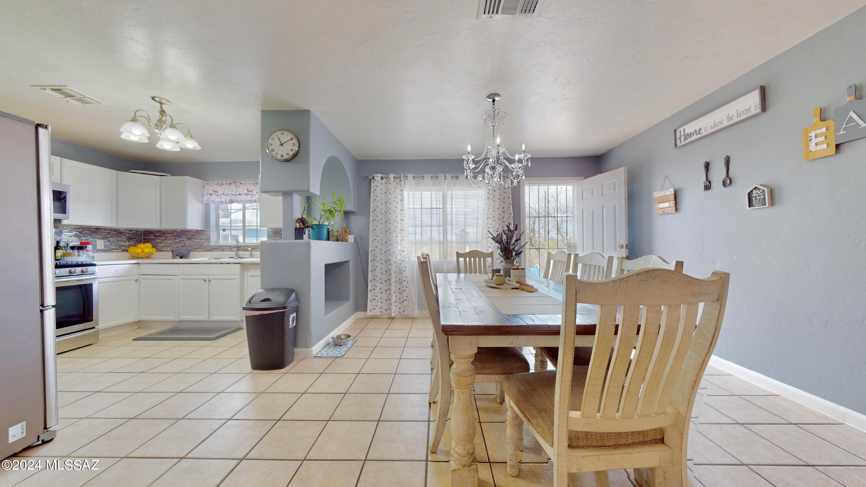 6706 S Missiondale Road