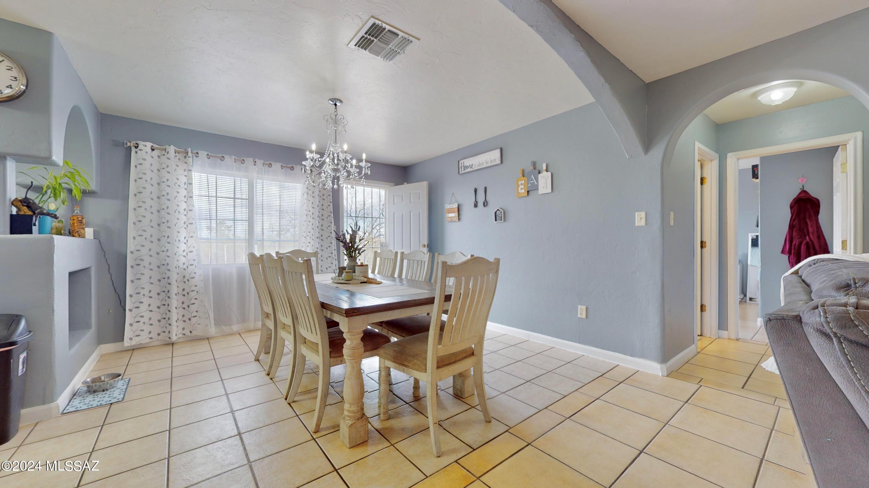 6706 S Missiondale Road