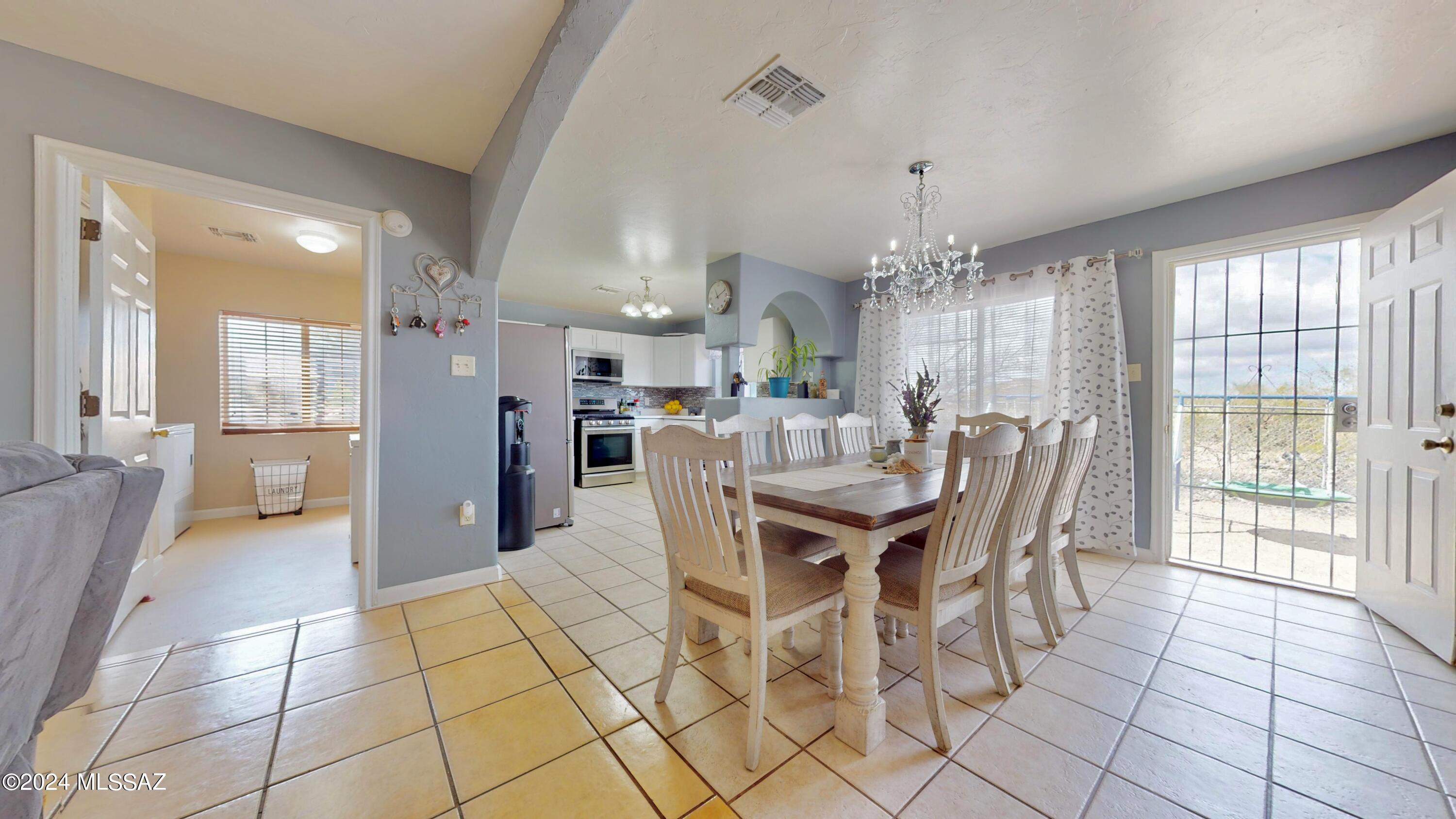 6706 S Missiondale Road