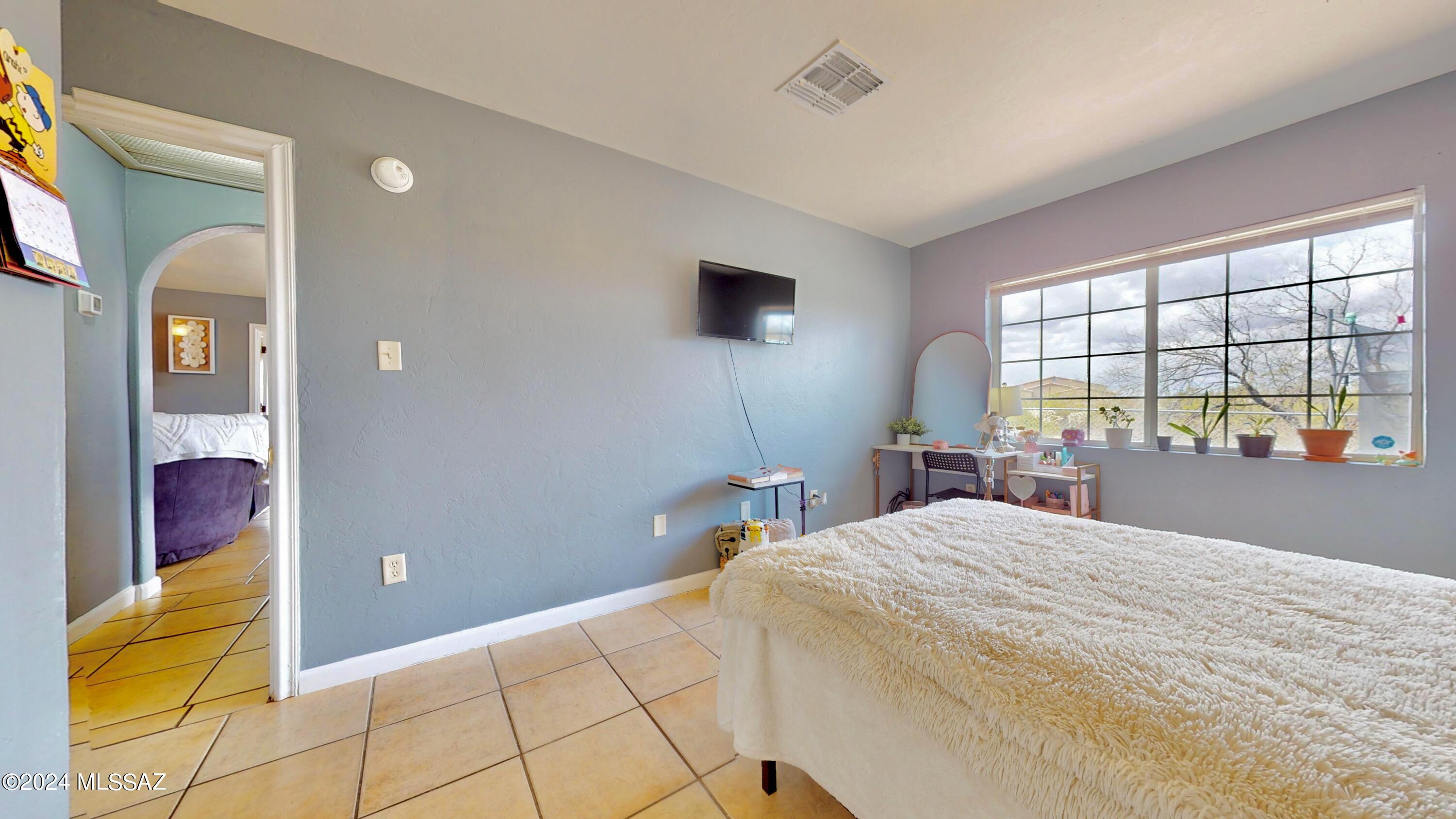 6706 S Missiondale Road