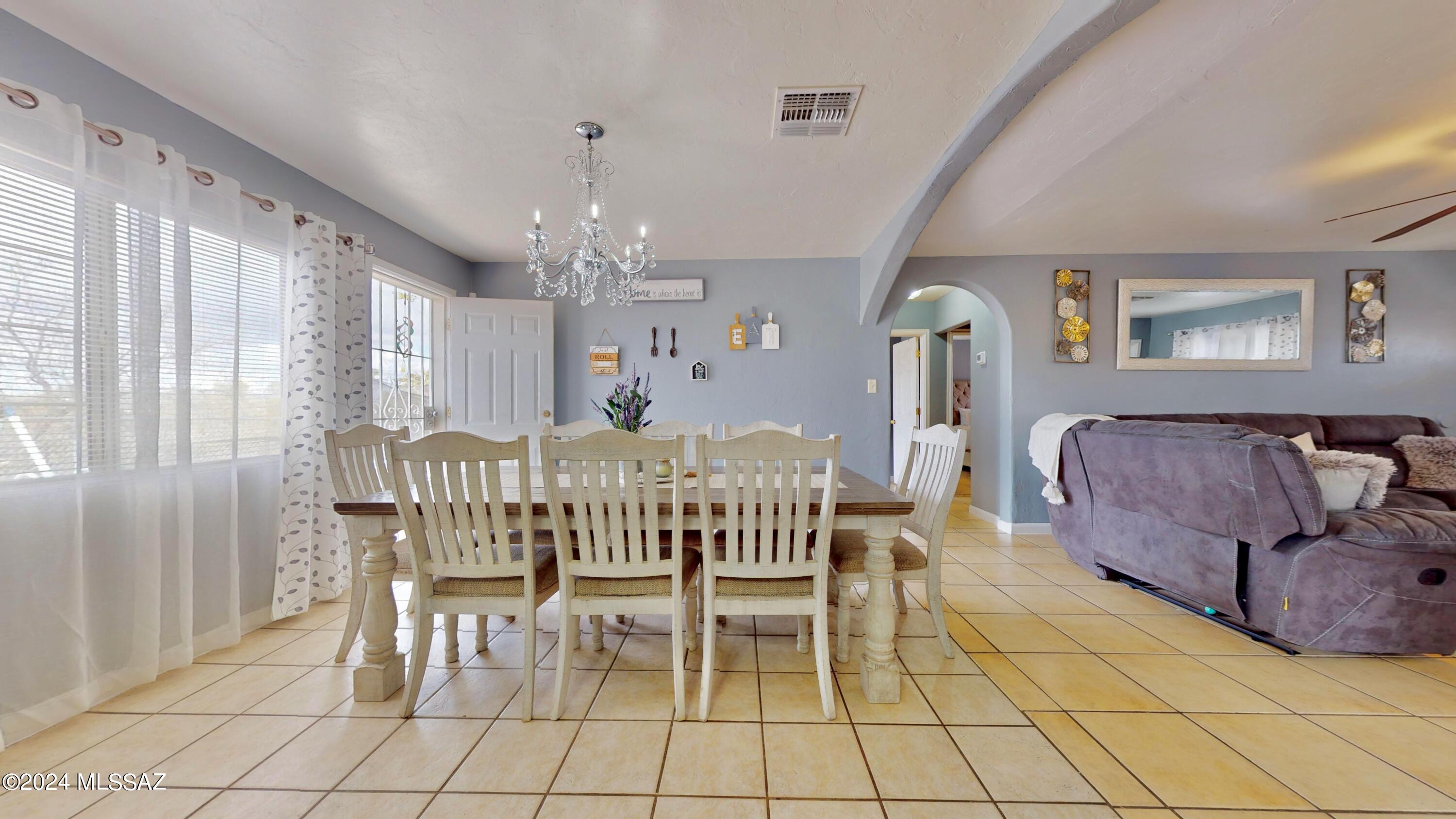 6706 S Missiondale Road