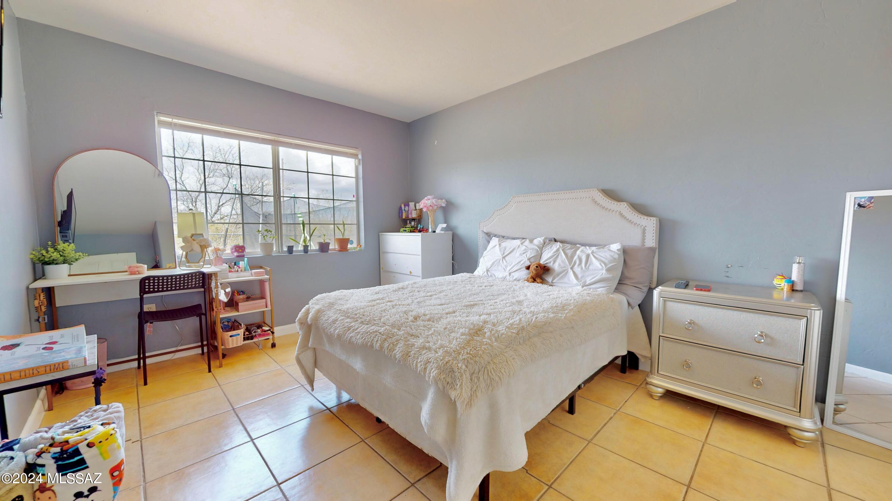 6706 S Missiondale Road