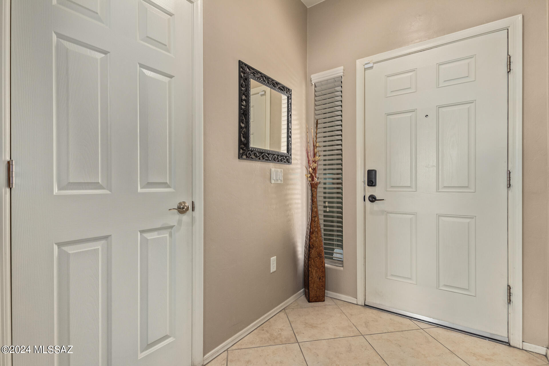 681 W Calle Ocarina