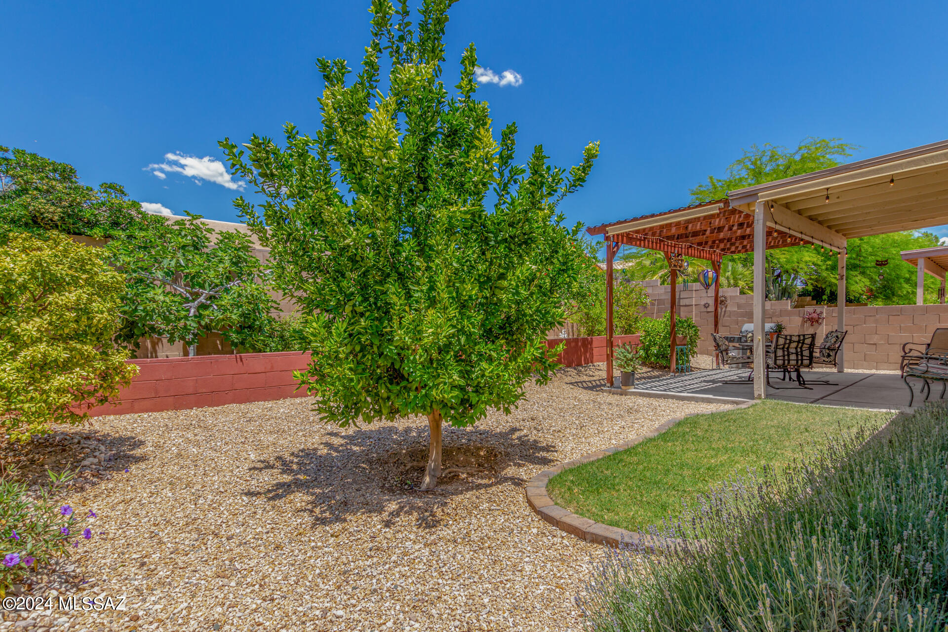 2960 W Desert Glory Drive