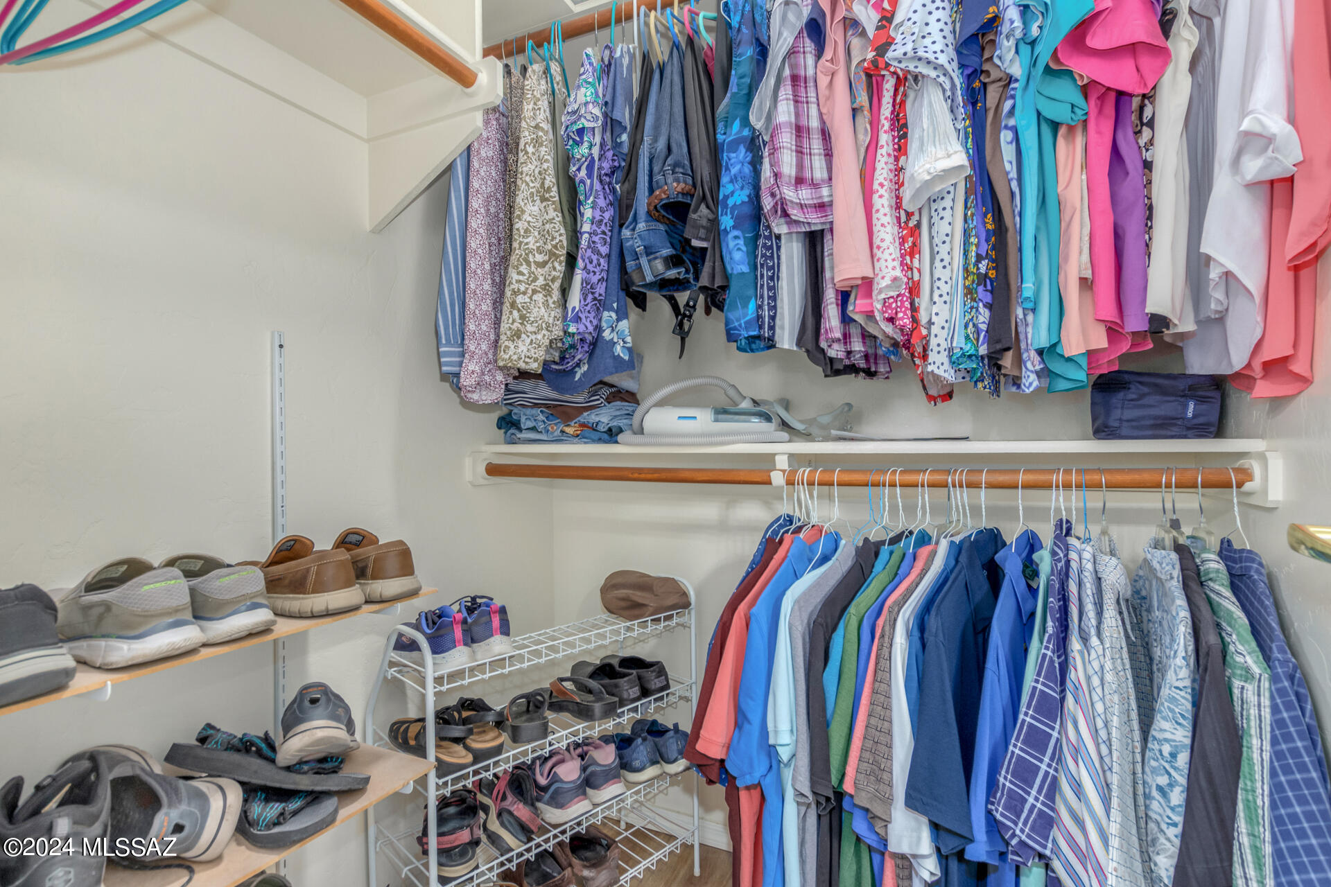 2960 W Desert Glory Drive