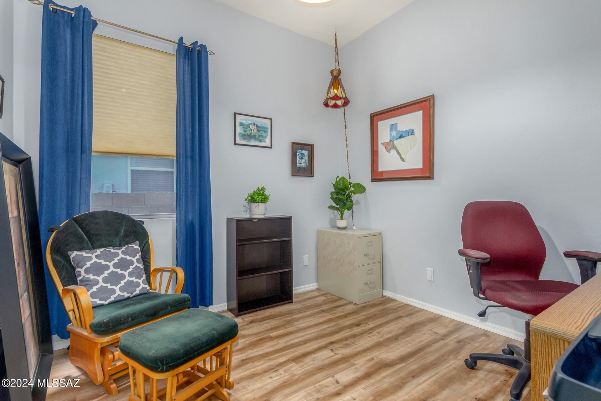 2960 W Desert Glory Drive