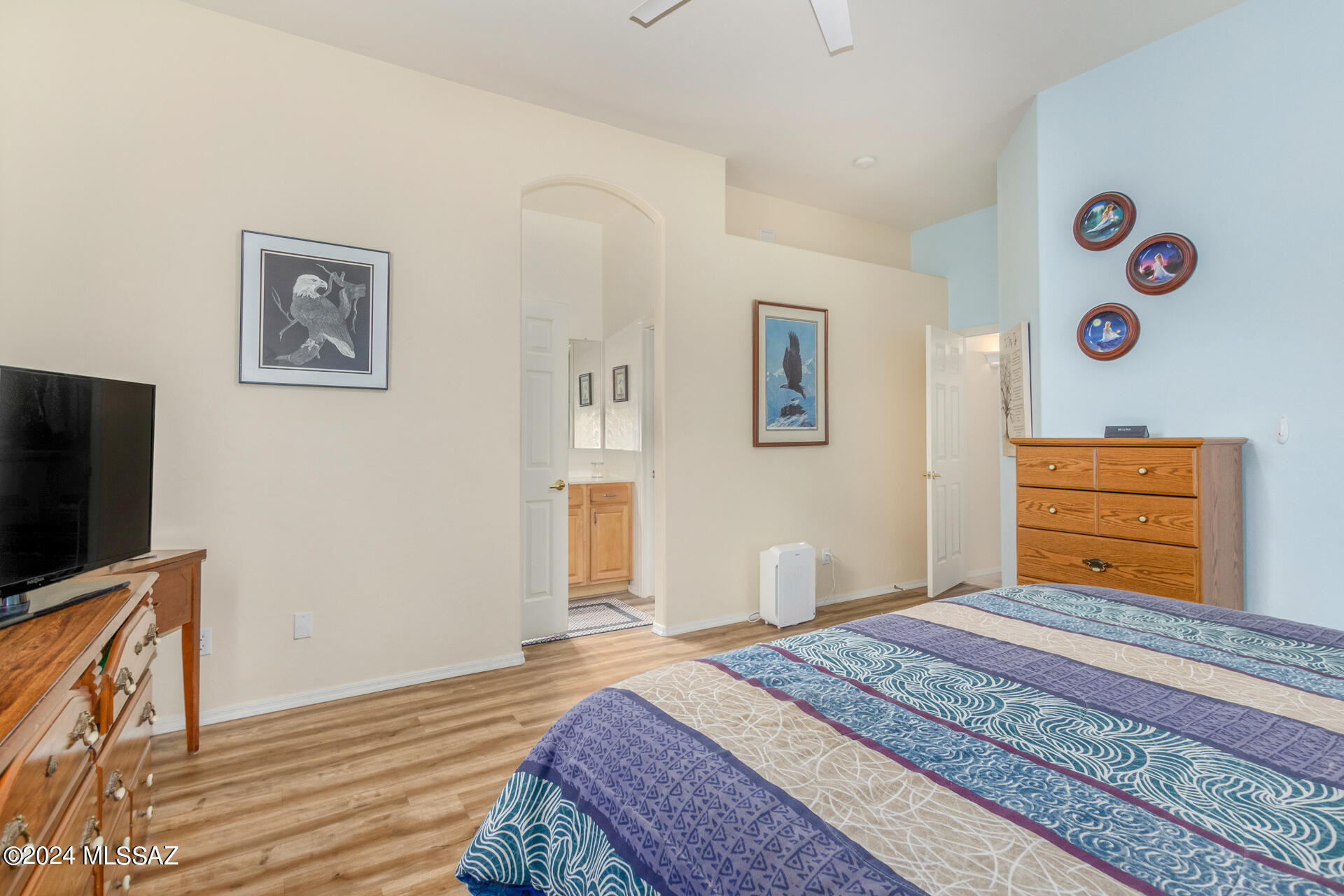 2960 W Desert Glory Drive