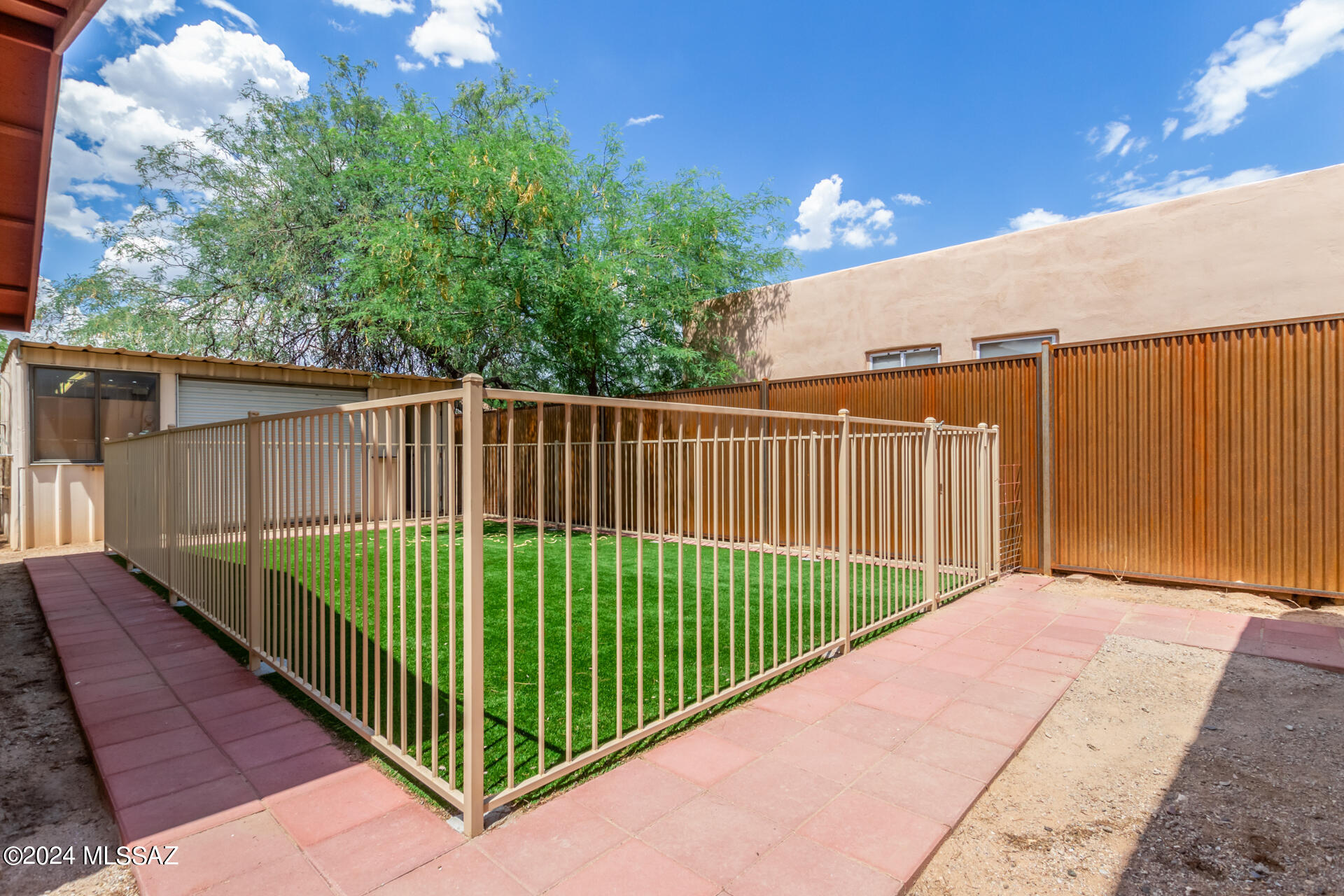 2531 E Copper Street